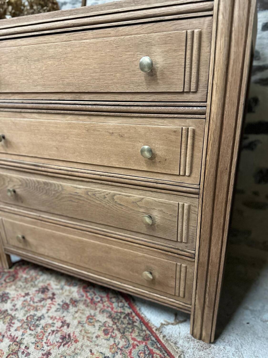 Superb 4-drawer chest of drawers from the 50s in raw wood