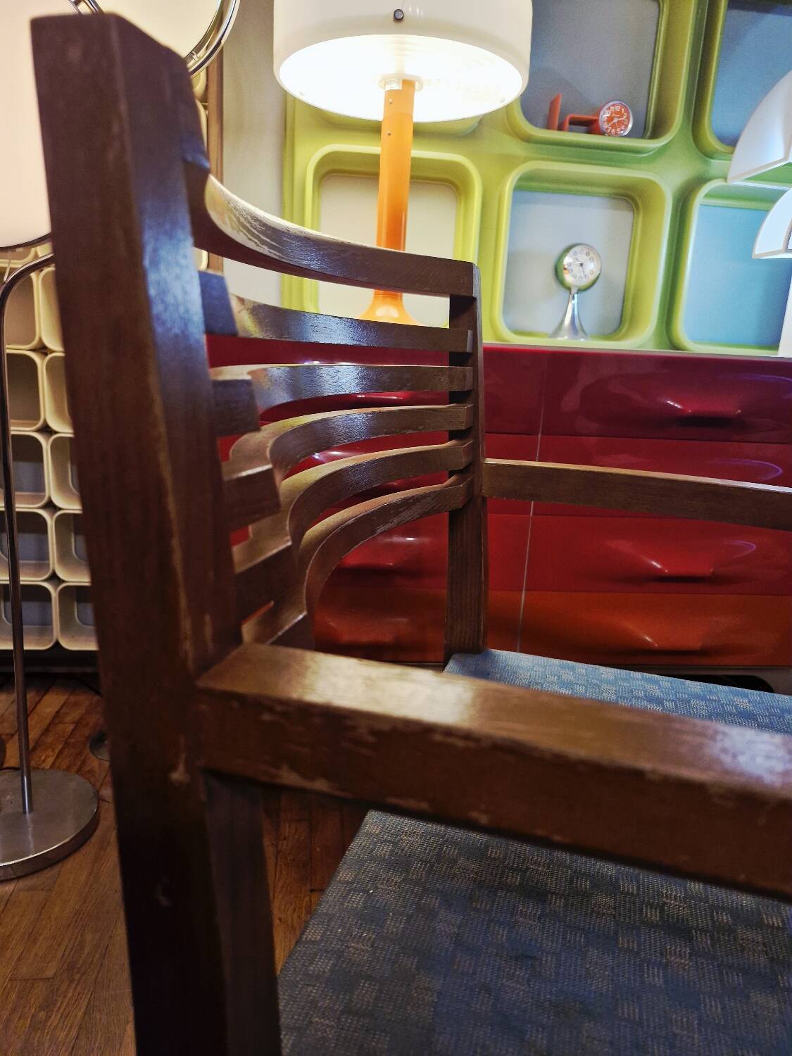 Set of 5 Knoll chairs by Joseph & Linda Ricchio