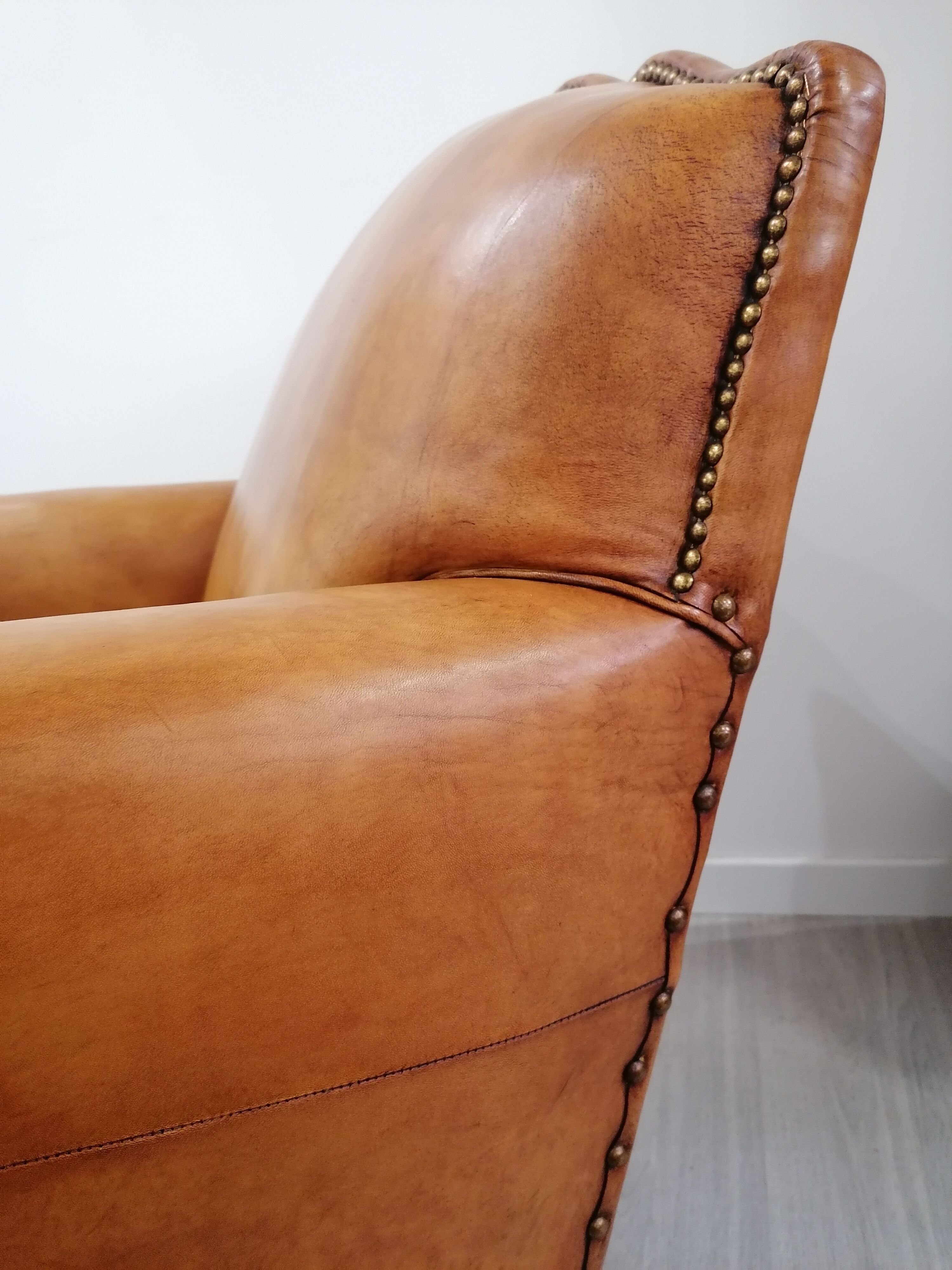 Leather club chair, fully restored