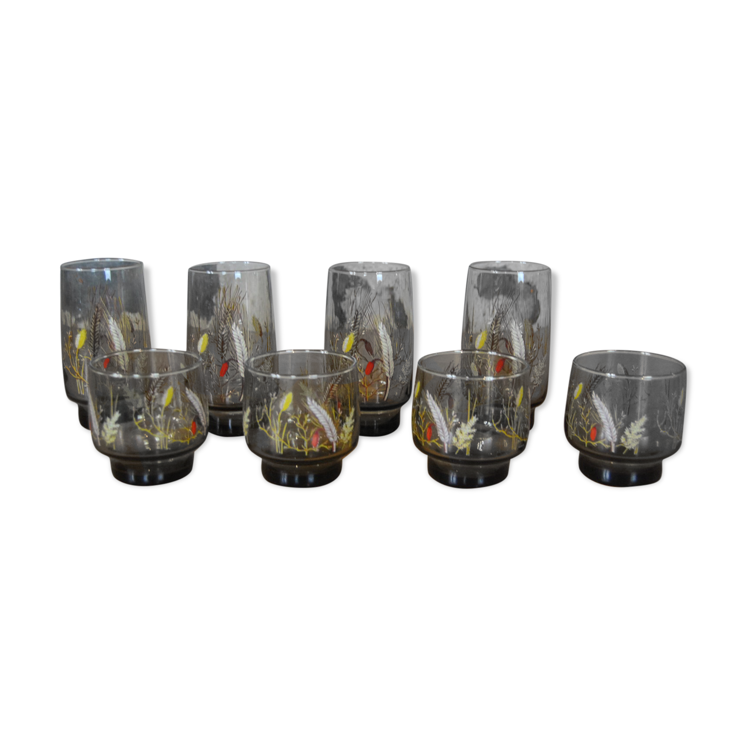 Set of 8 smoked glasses with 70s patterns