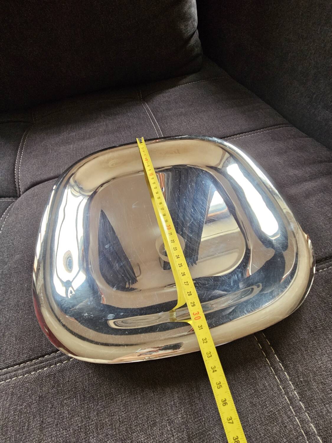 Set of silver dishes