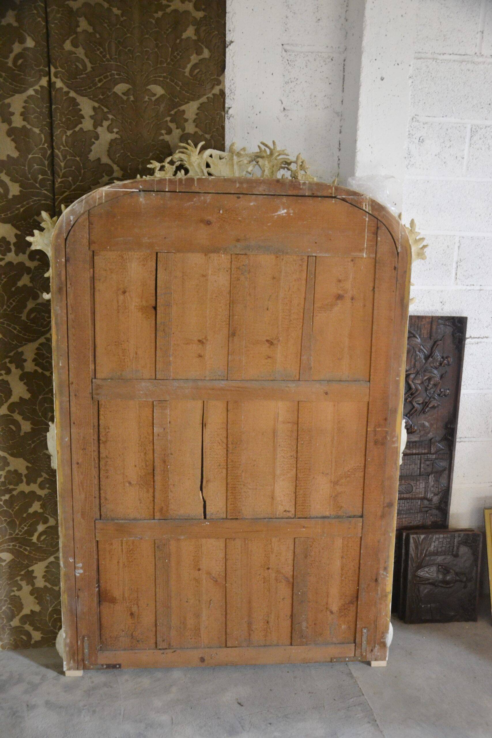 Large Louis XV rocaille style mirror, late 19th century