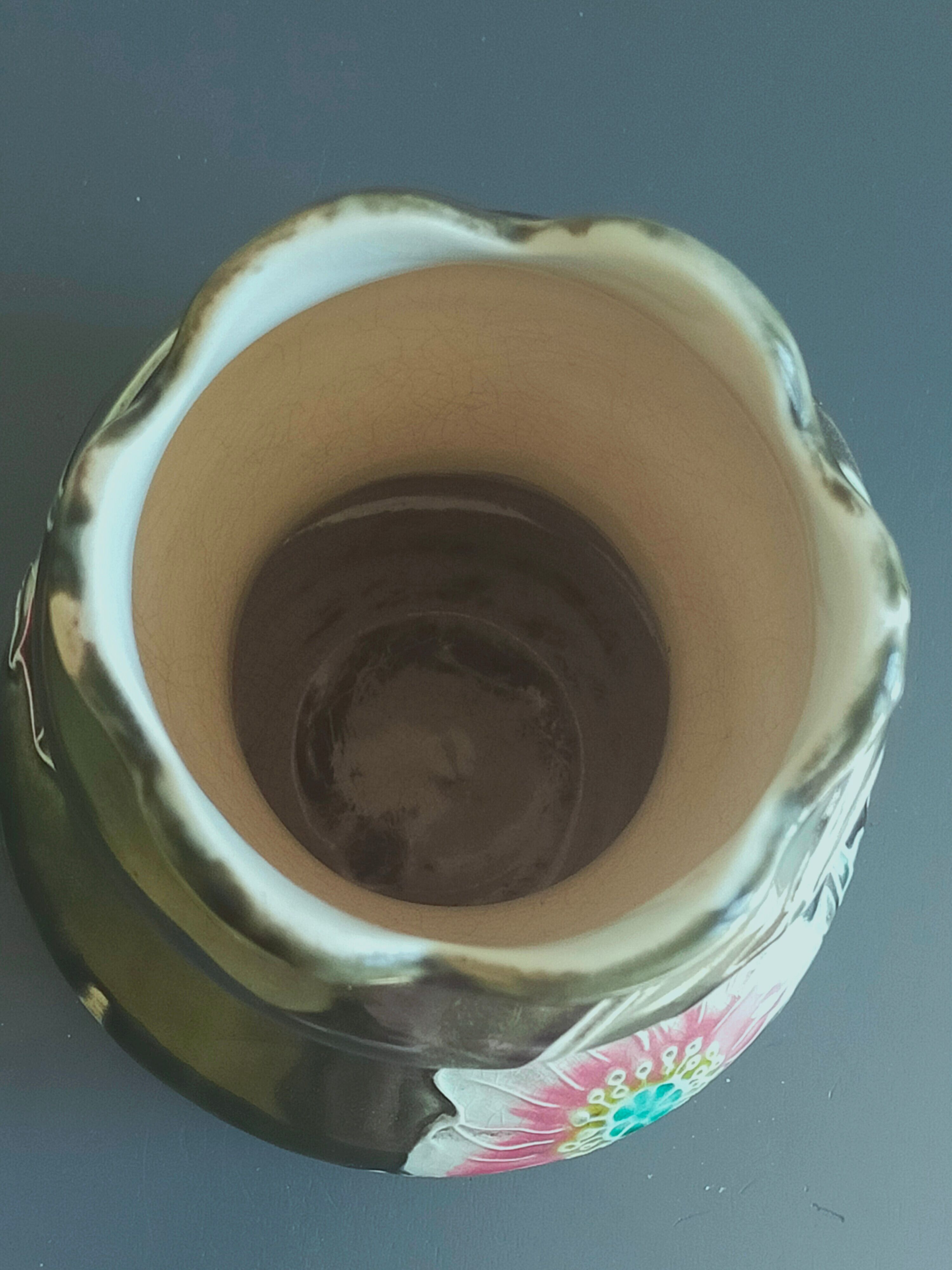 Gustave de Bruyn slip vase