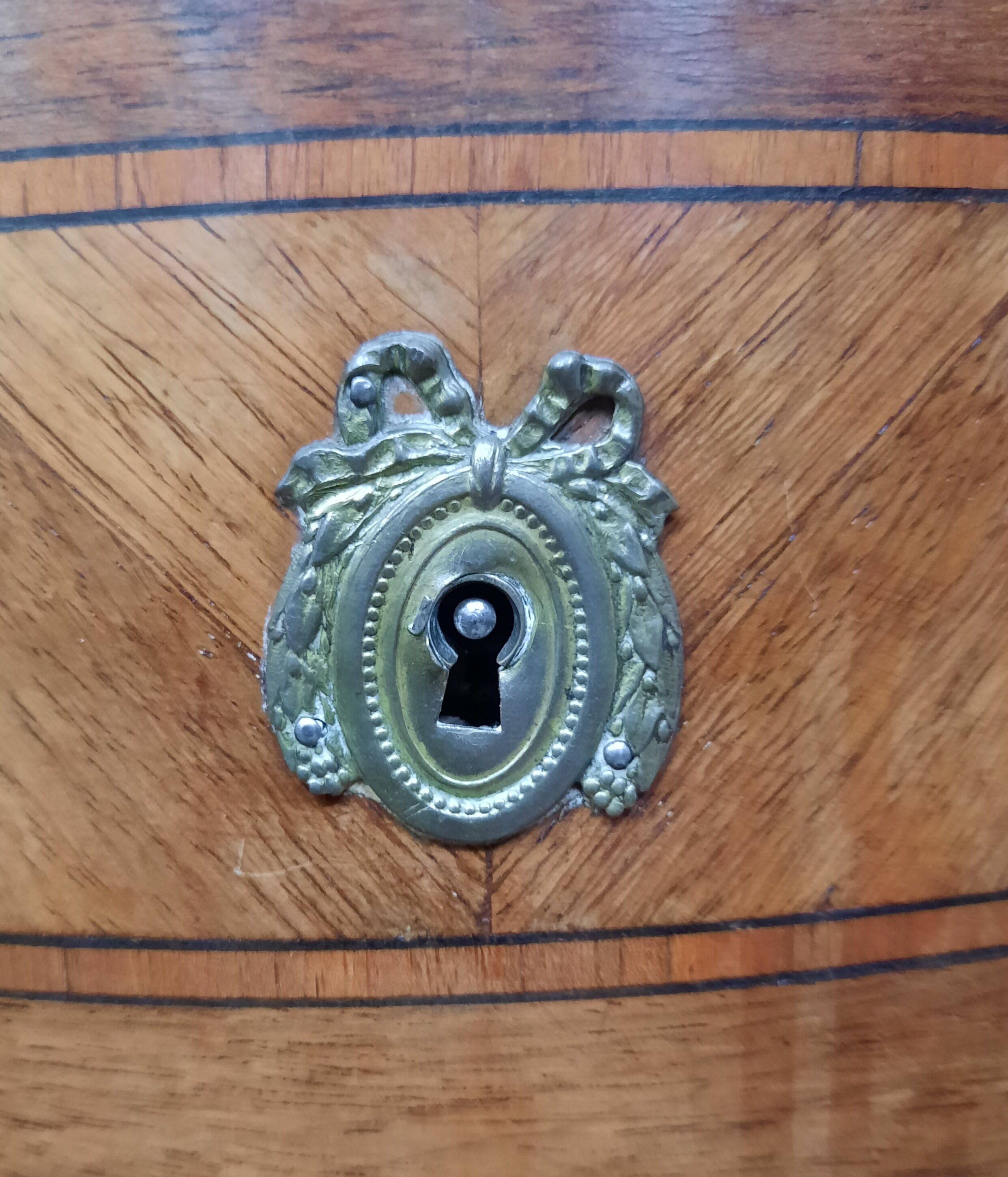 Chifonnier marquete style Louis XV