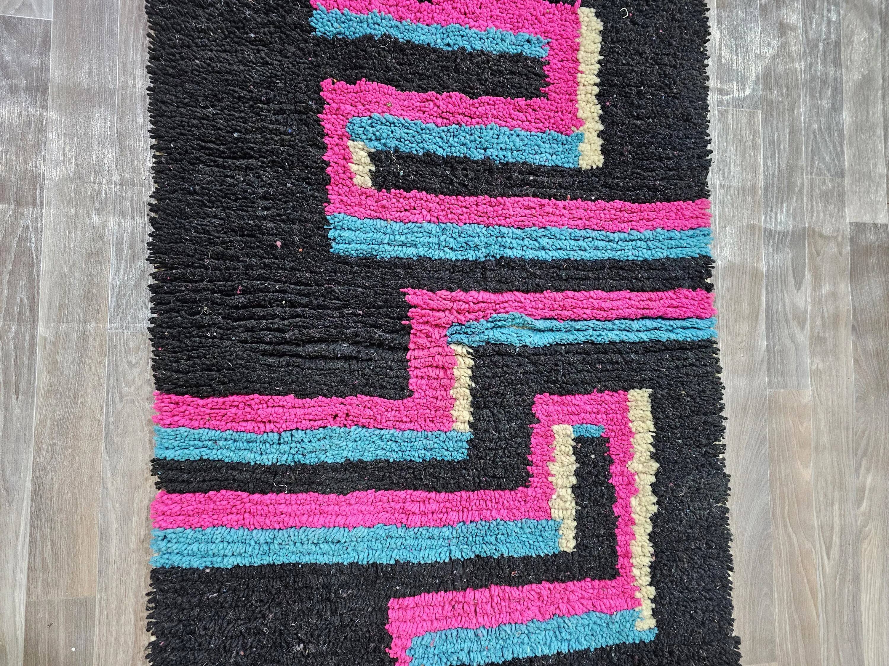 Large Moroccan wool rug 3 x 2 m