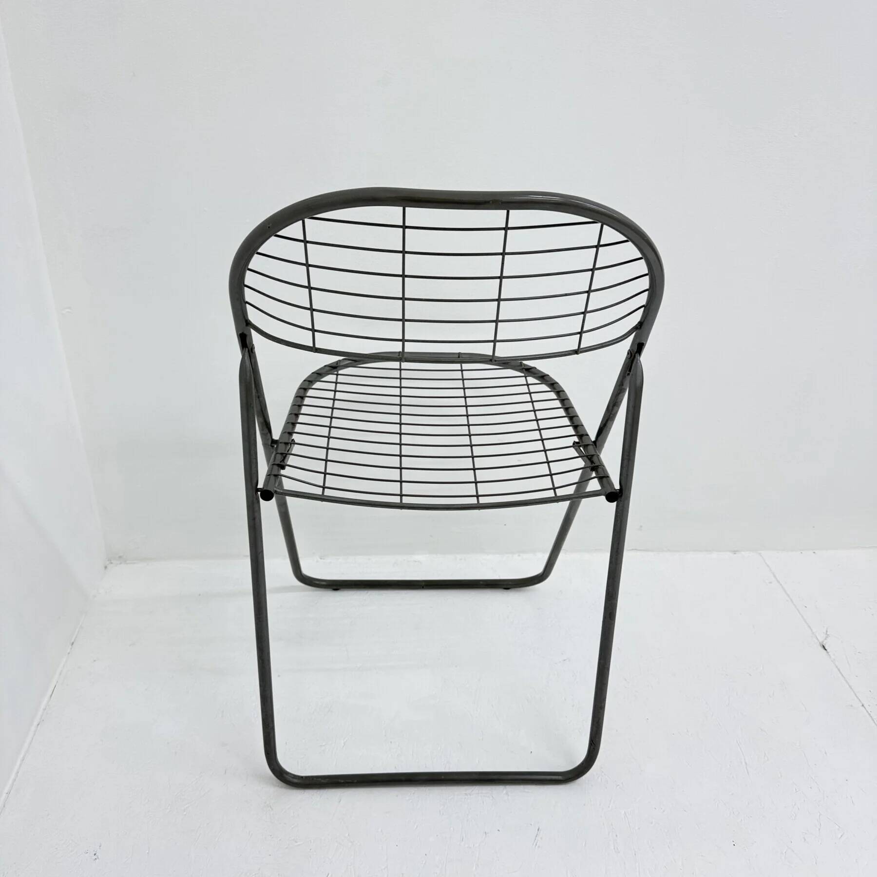 Niels Gammelgaard for Ikea grey wire metal folding chair, 1970s
