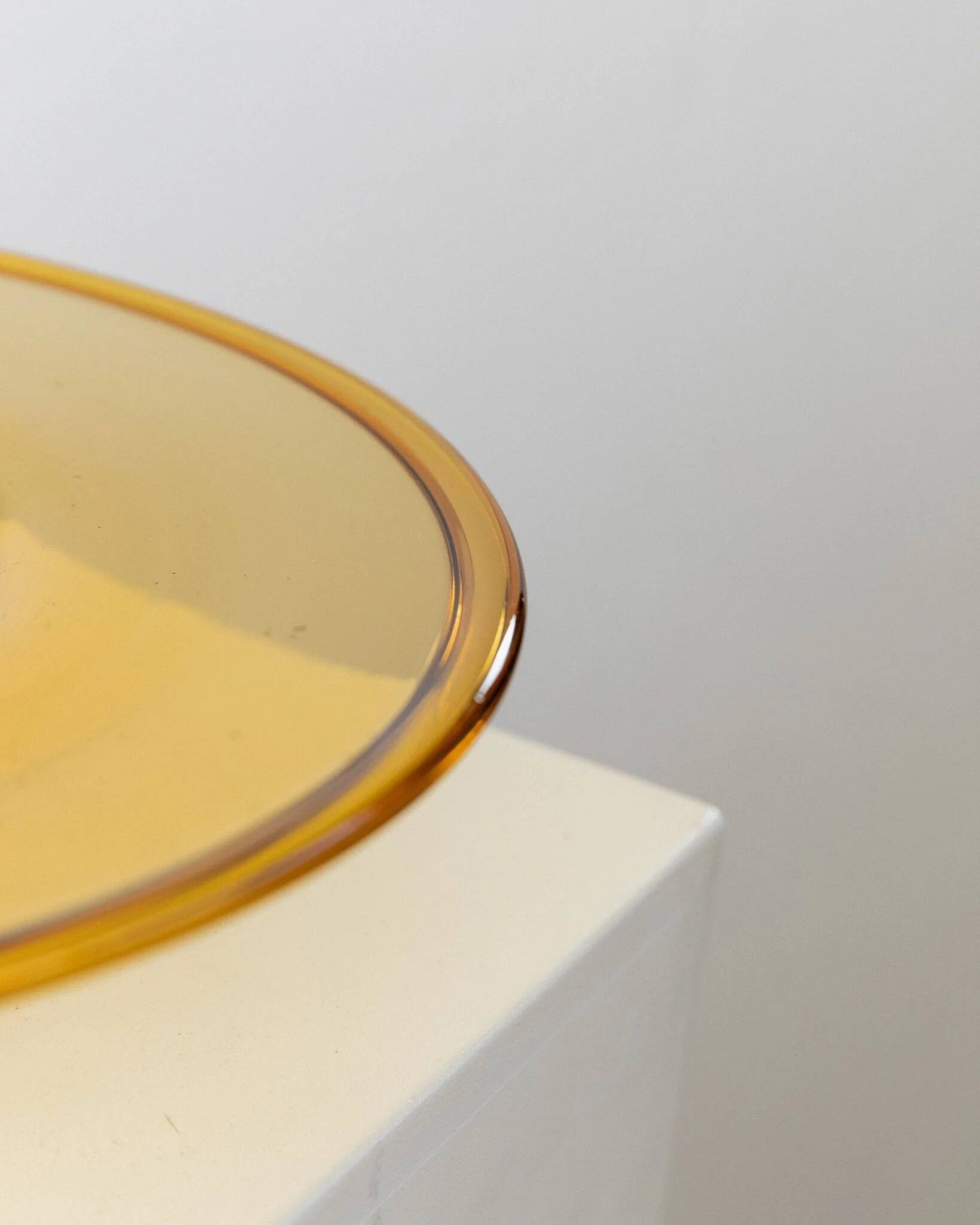 XL Amber Murano Glass Bowl with ribbed pattern, Italy 1920s – decorative fruit bowl, vintage glassware gift