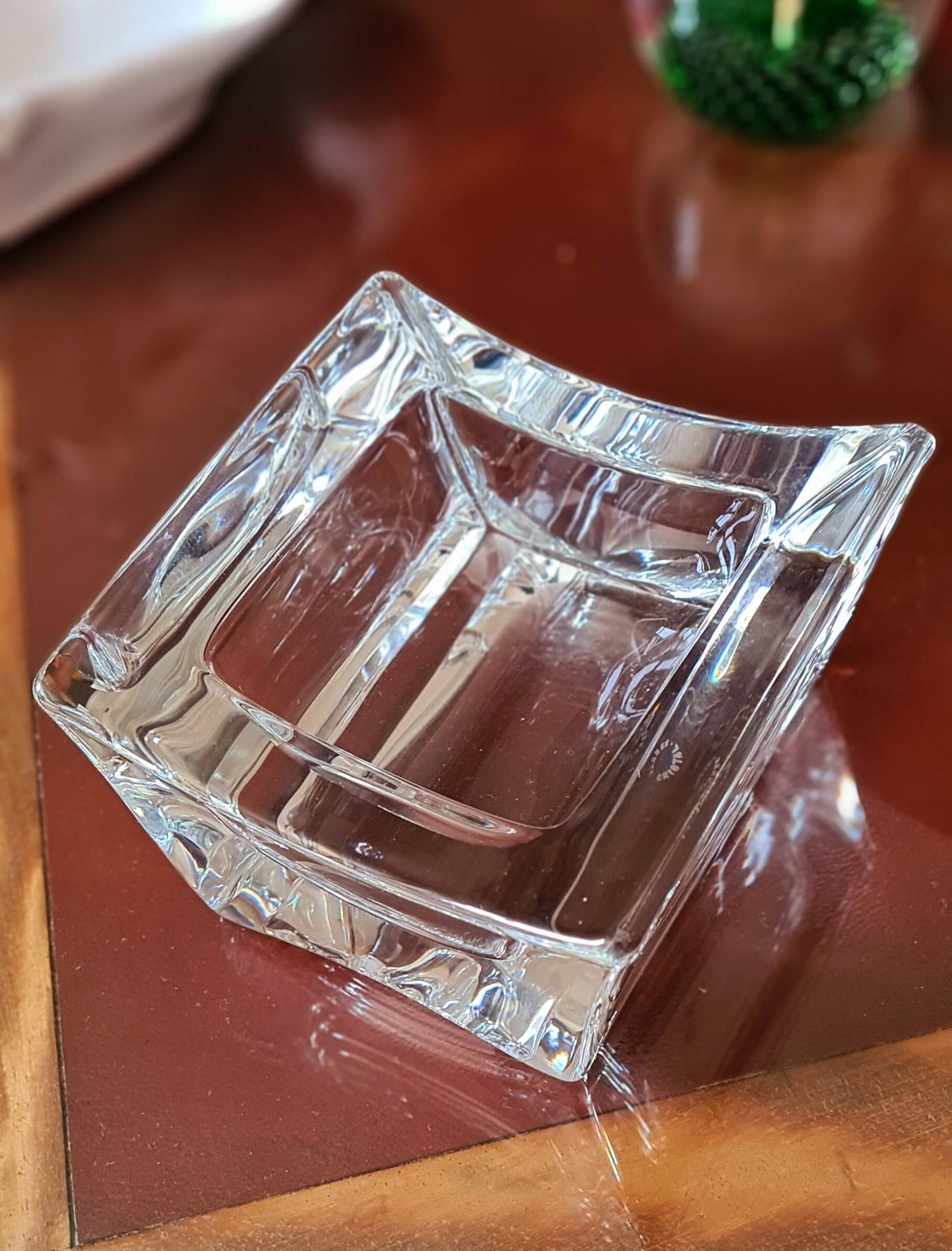 Vannes crystal pocket tray or paperweight
