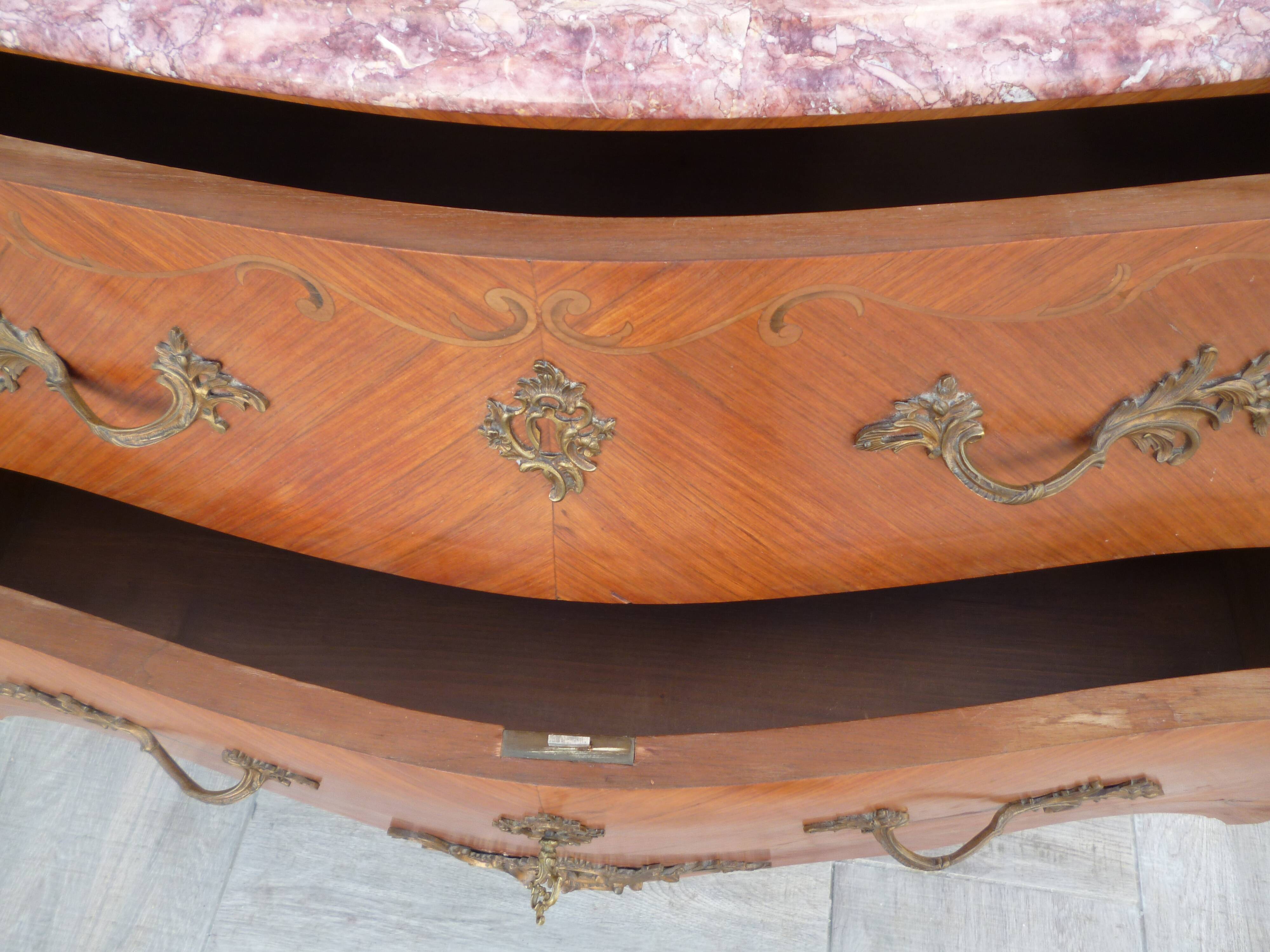 Curved dresser style Louis XV rosewood