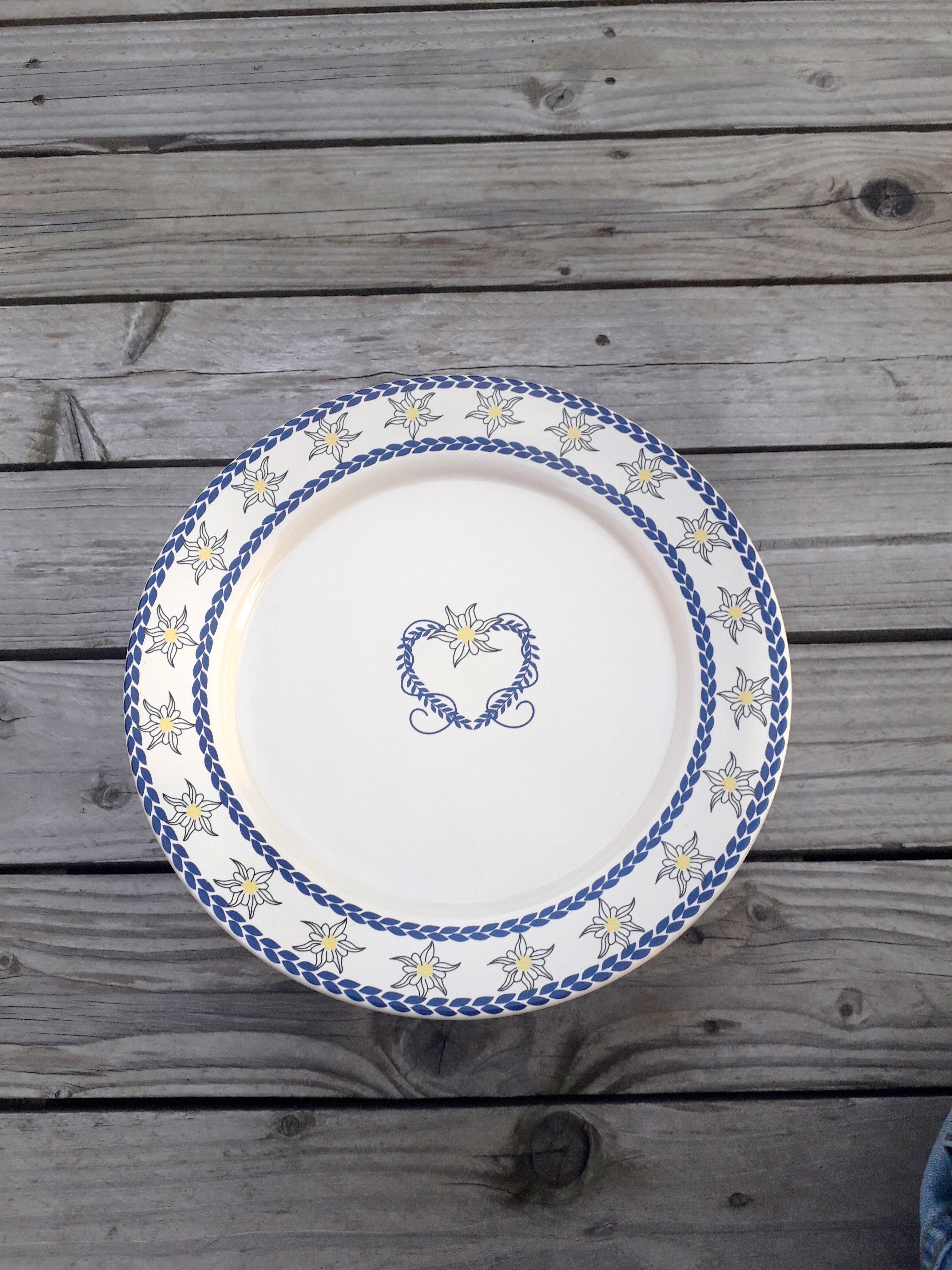 Vintage flat plates - porcelain - 8 pieces - 1970-80