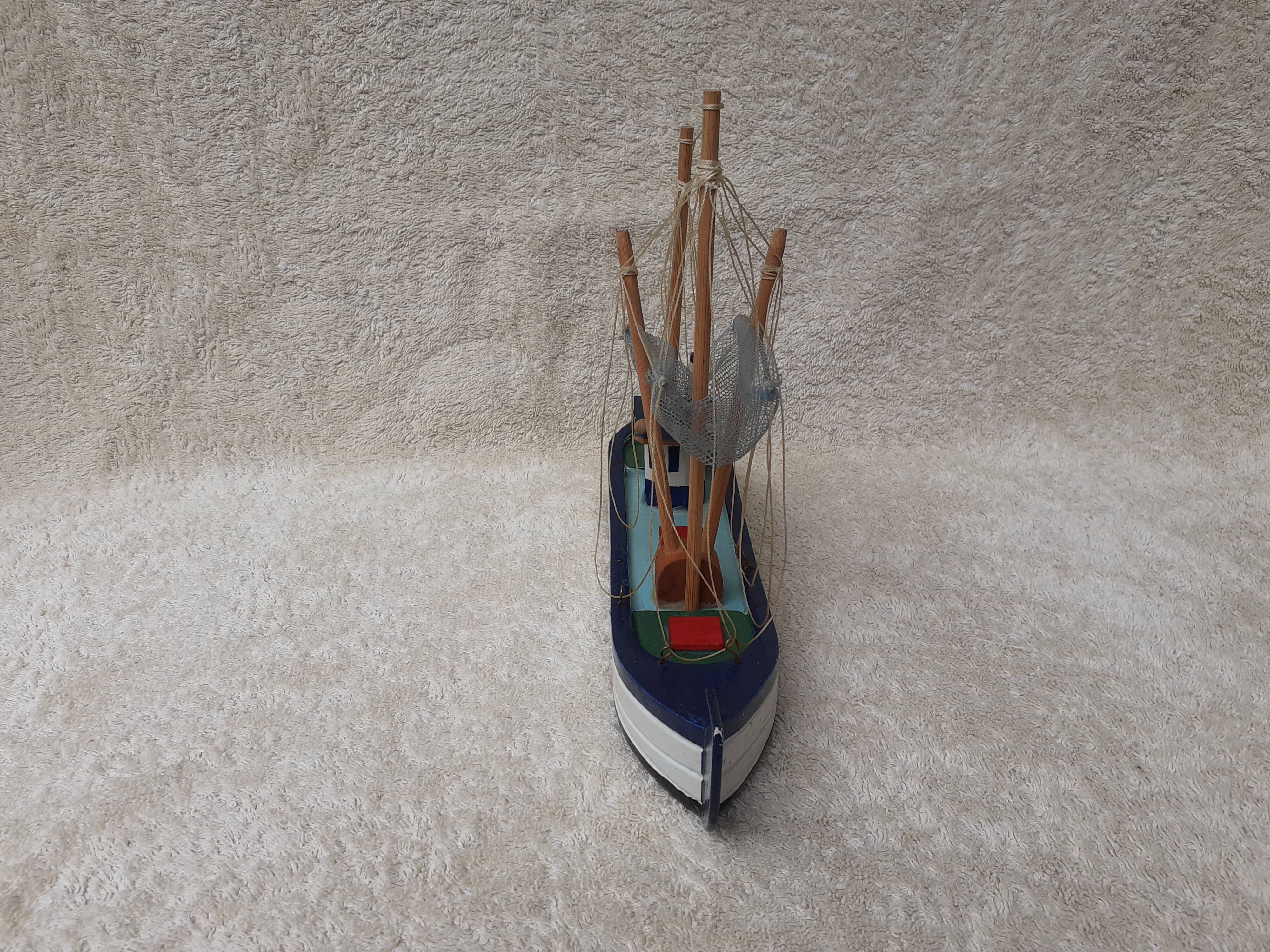 Vintage trawler model
