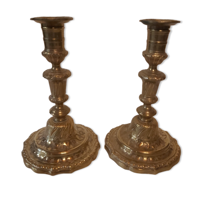 Paire de bougeoirs Restauration en bronze doré