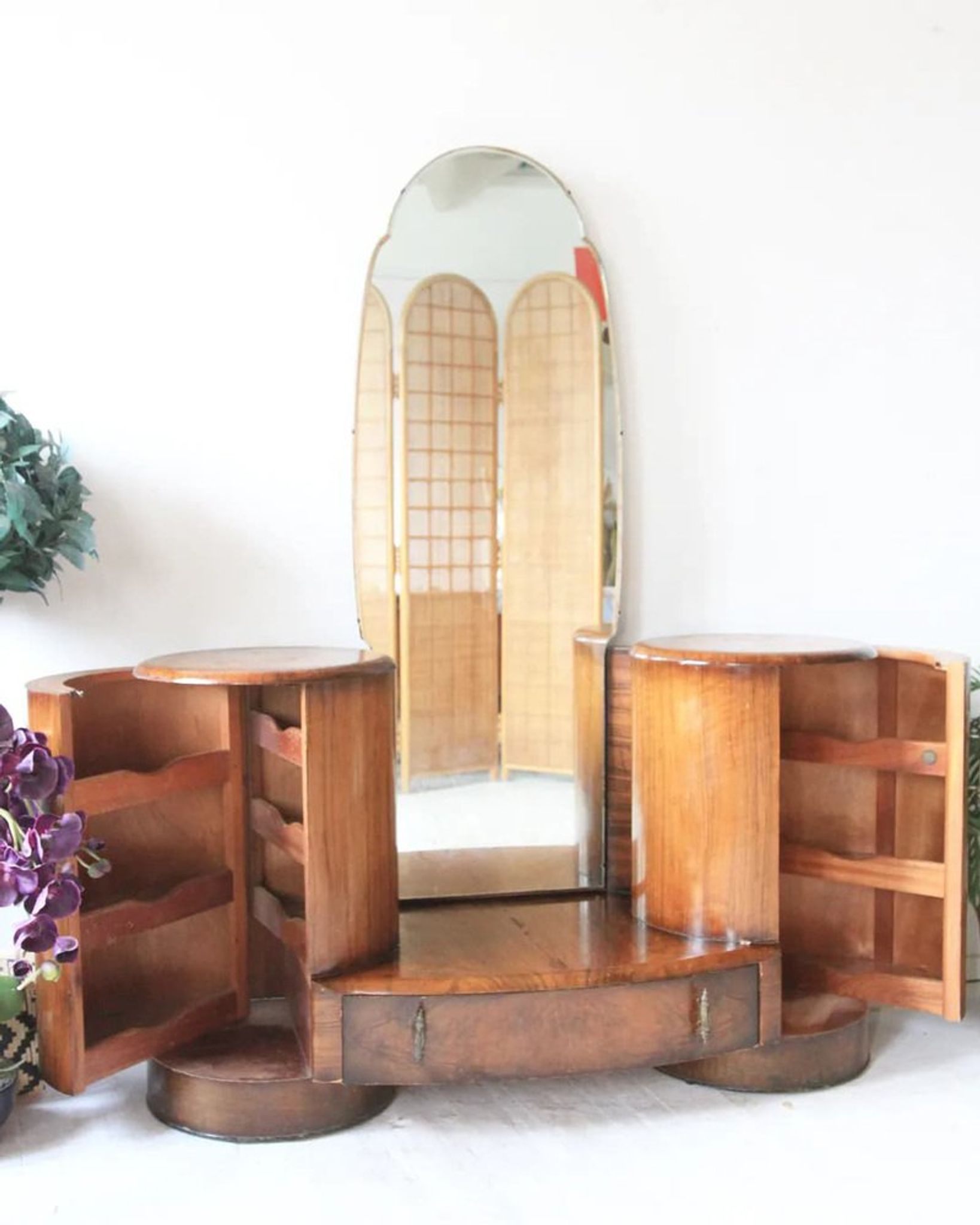 Art Deco Mirrored Bedroom Vanity Dressing Table by Shrager Brothers Masterpiece Furniture, London
