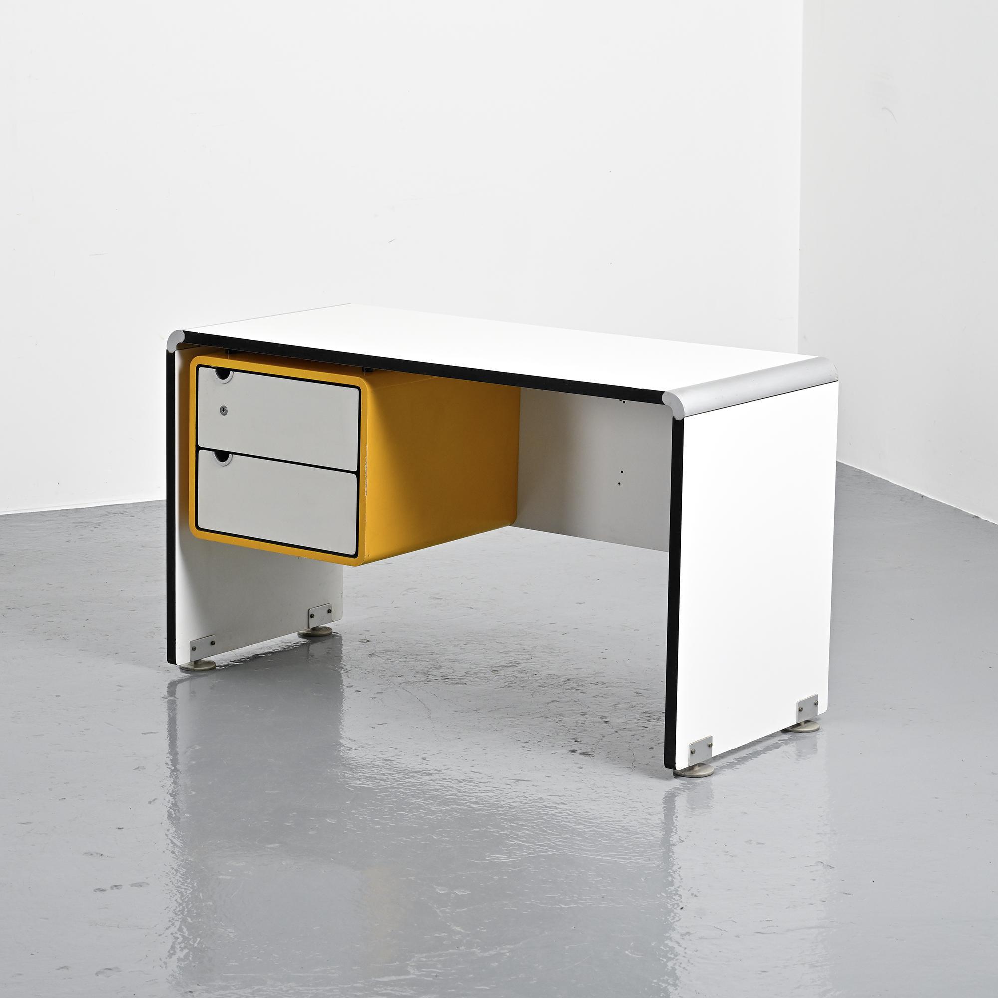 Bureau enfant par Alain Richard pour T.F.M, France, vers 1970