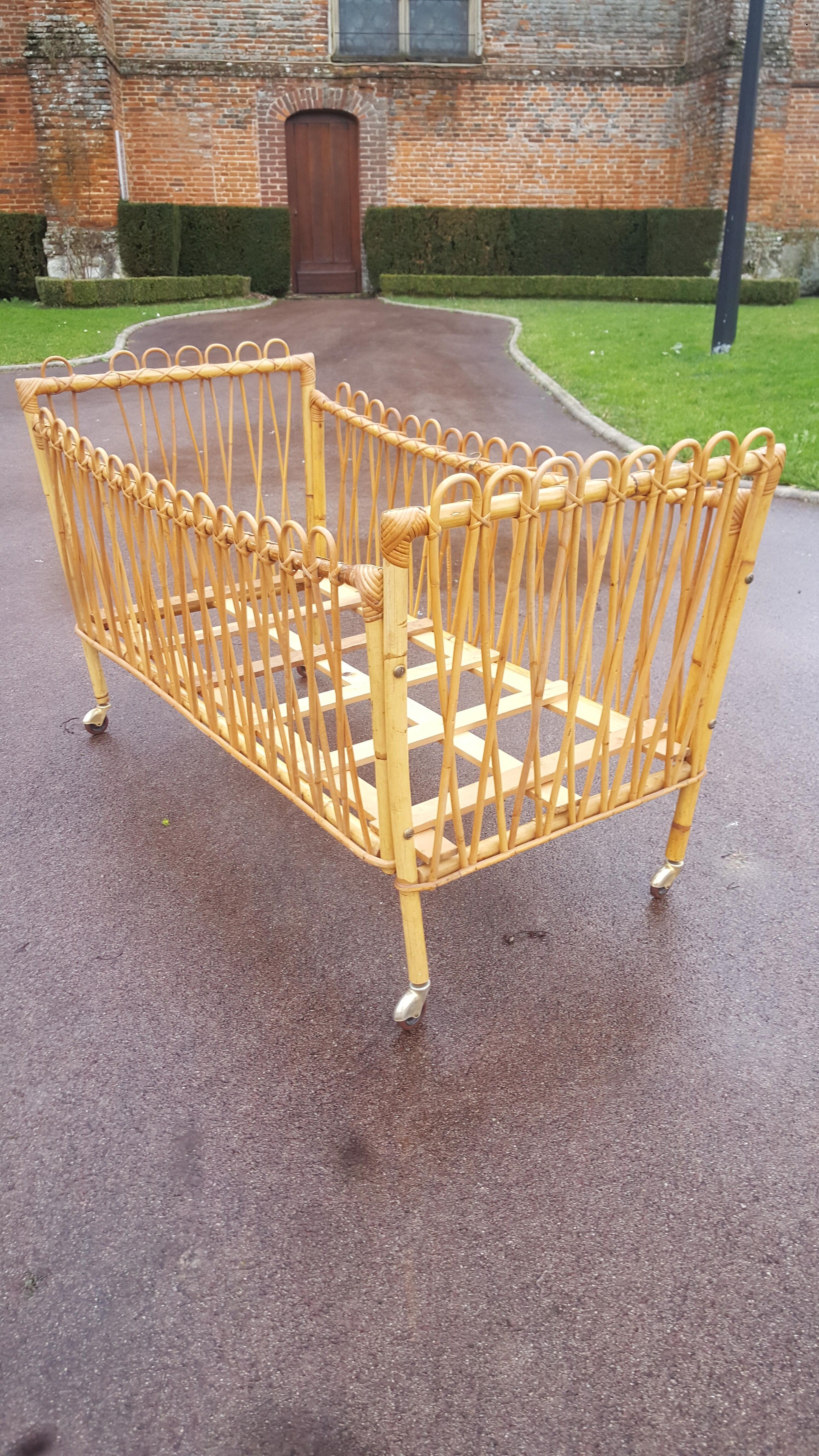Children's rattan bed 1950
