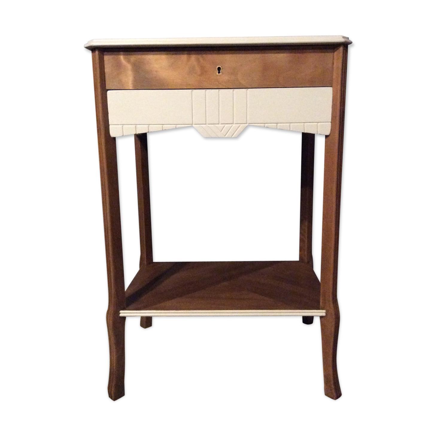 Dressing table