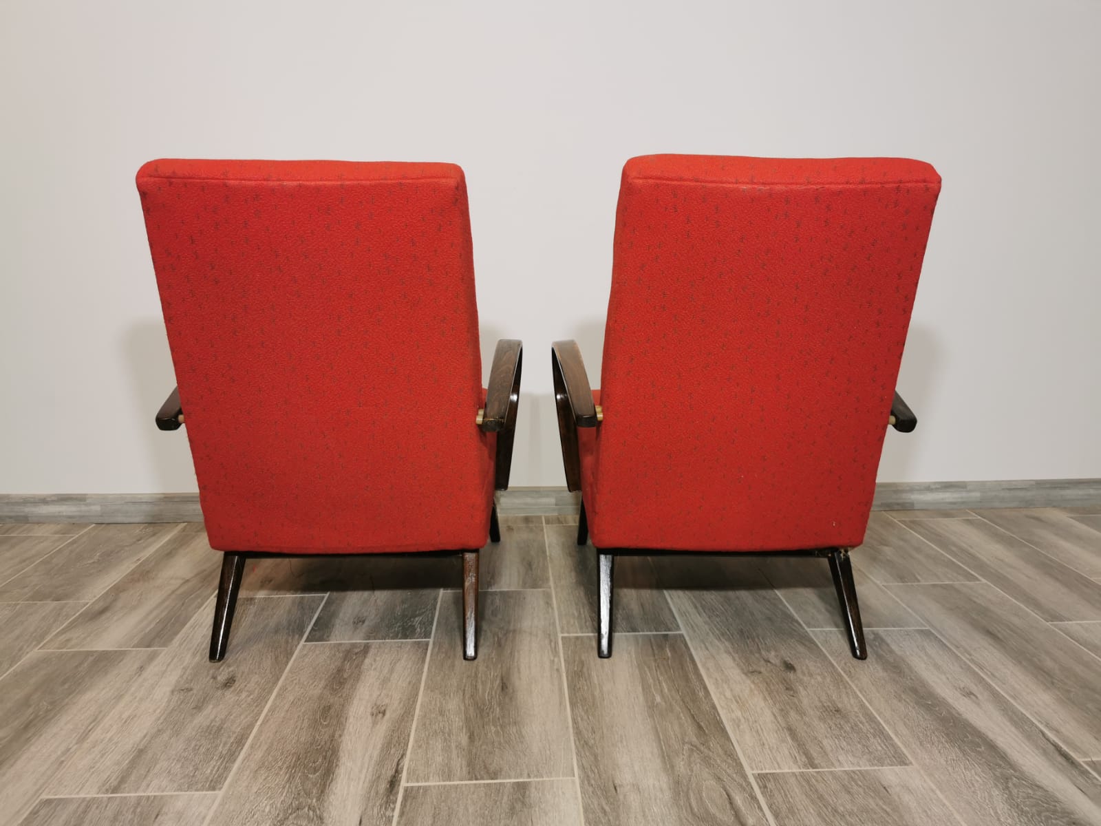 Vintage armchairs by Jaroslav Smidek