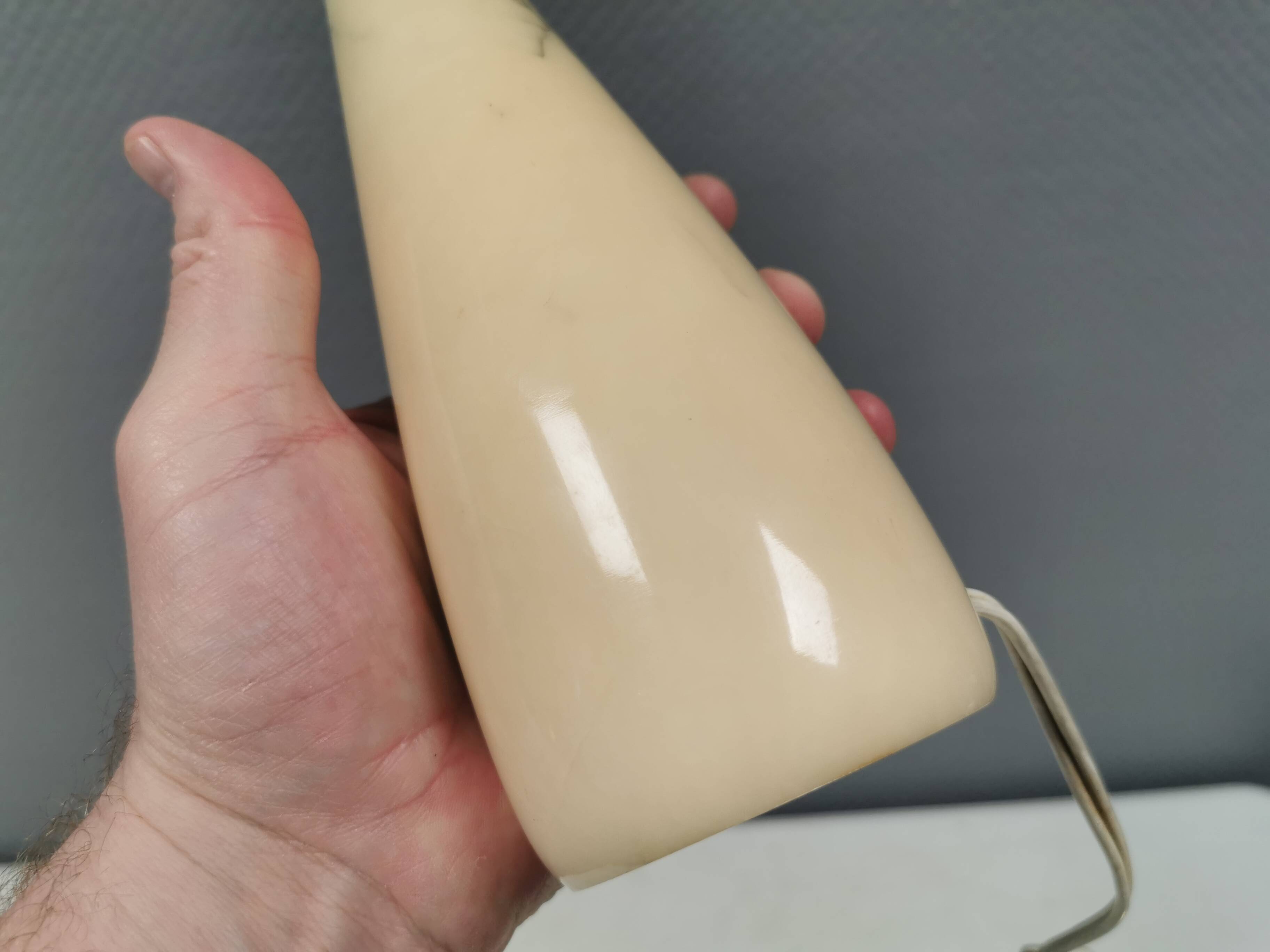 Table lamp in solid marble. Danish from the 80s.