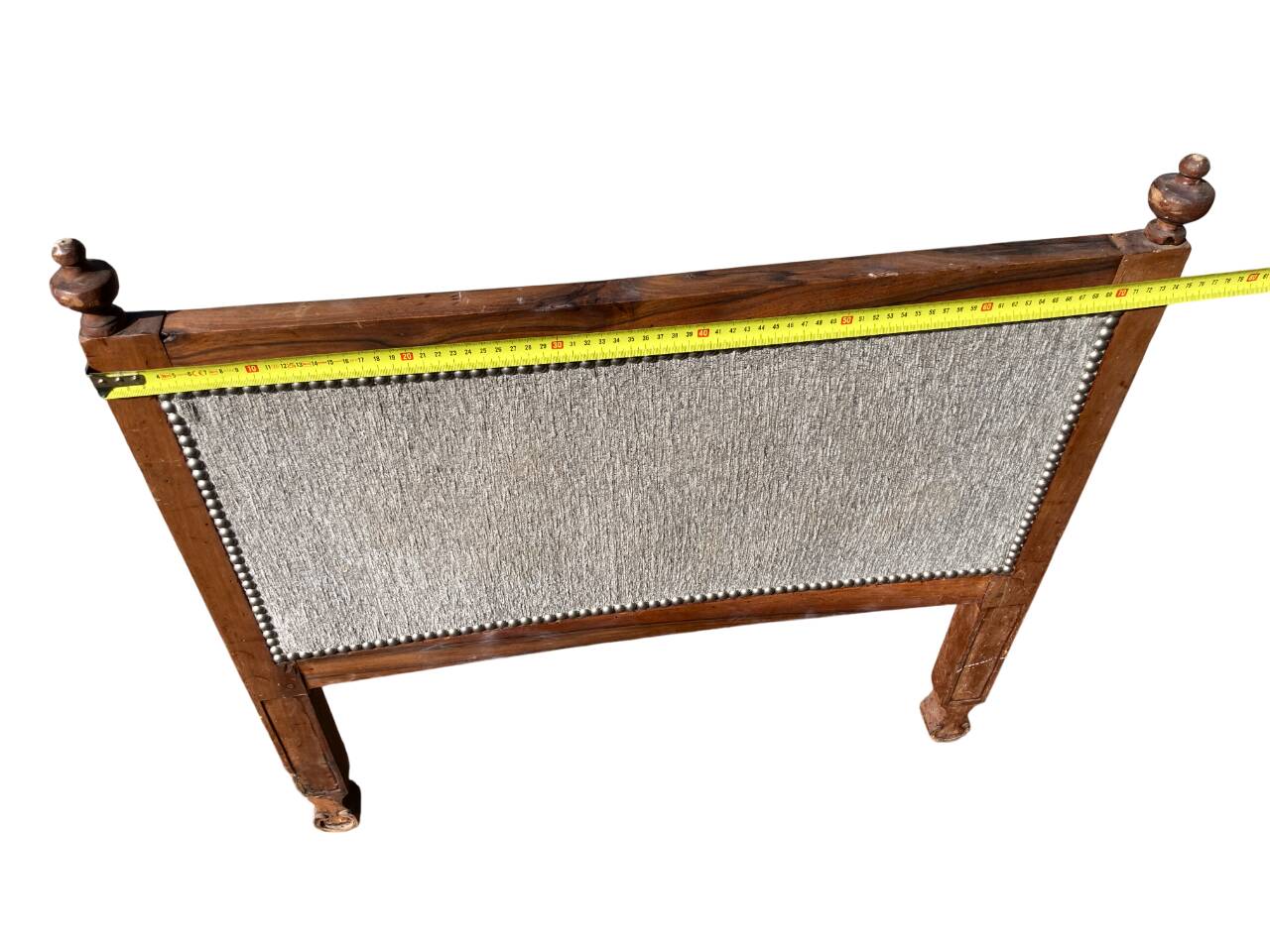 Three-room old salon