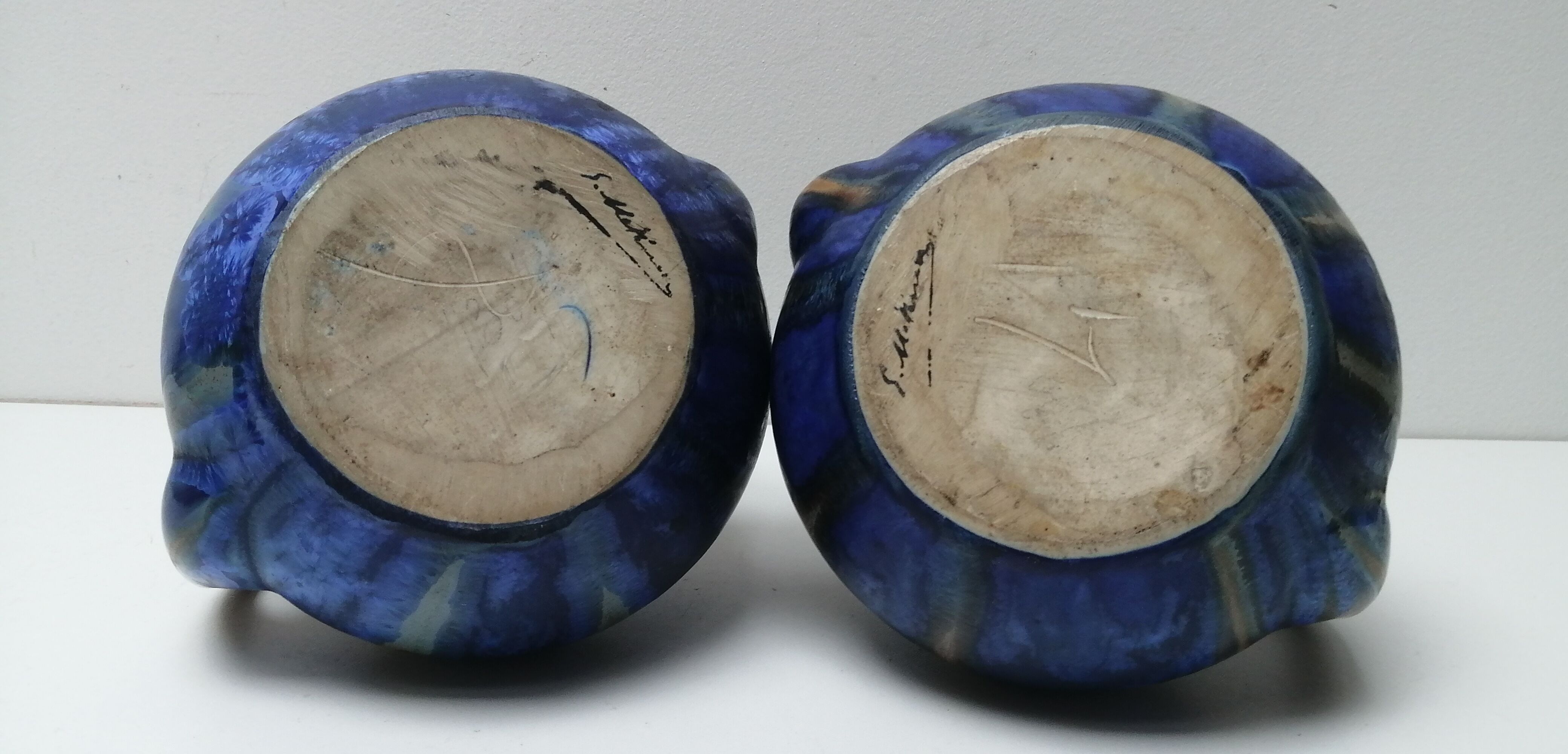 Pair of art deco vase in G. Méténier's Gannat sandstone