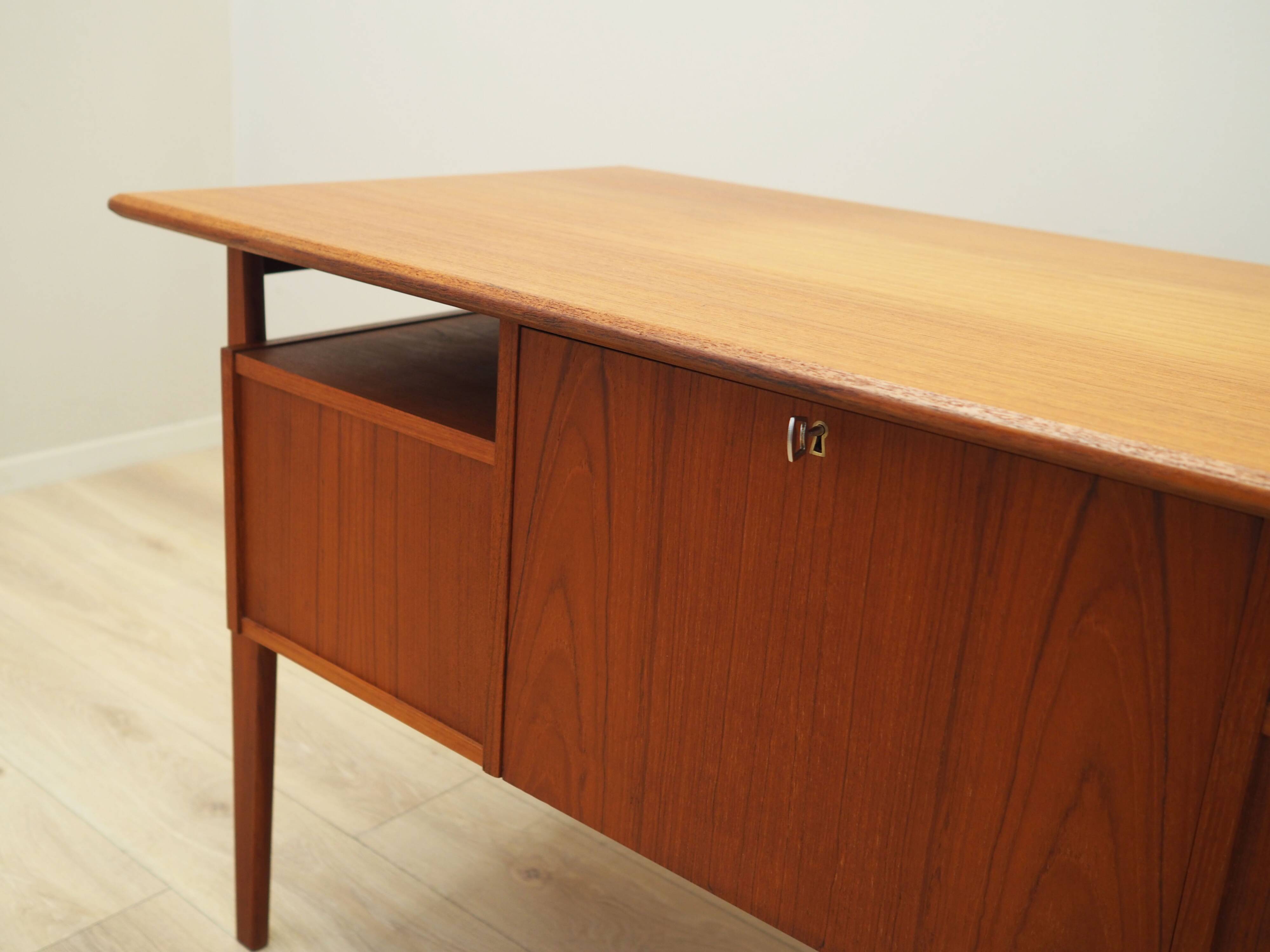 Teak desk, Danish design, 1970s, designer: Gunnar Nielsen, manufacturer: Tibergaard
