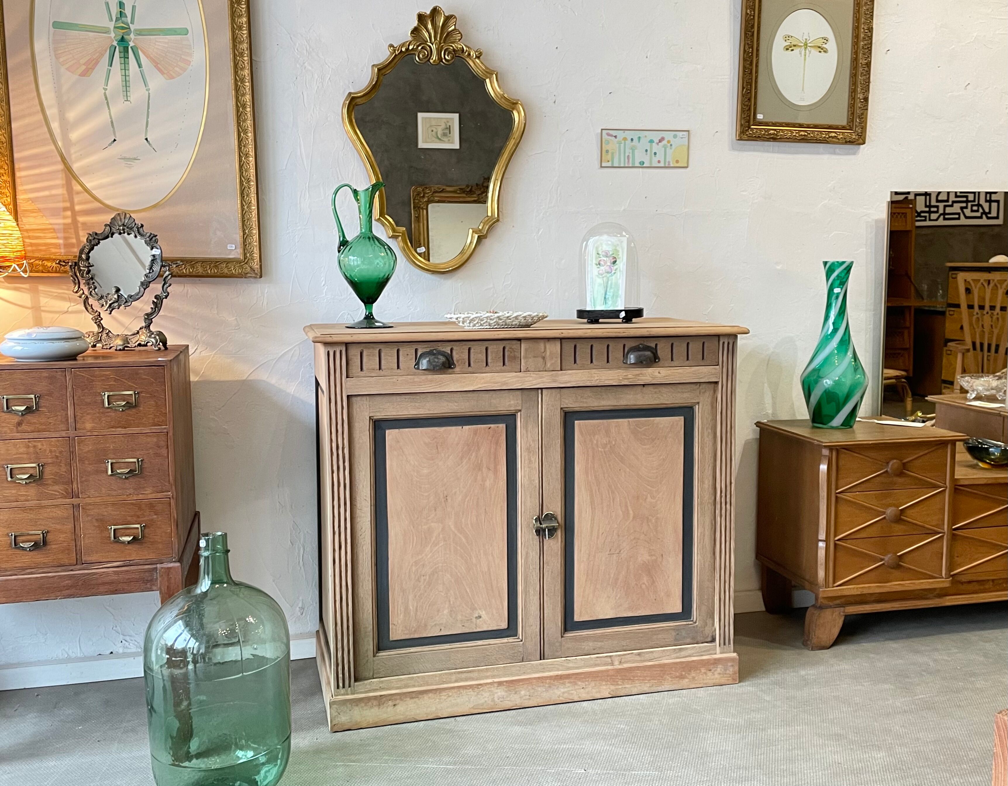 Raw buffet furniture