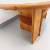 Vintage oval rectangular modernist coffee table in solid pine from the years.