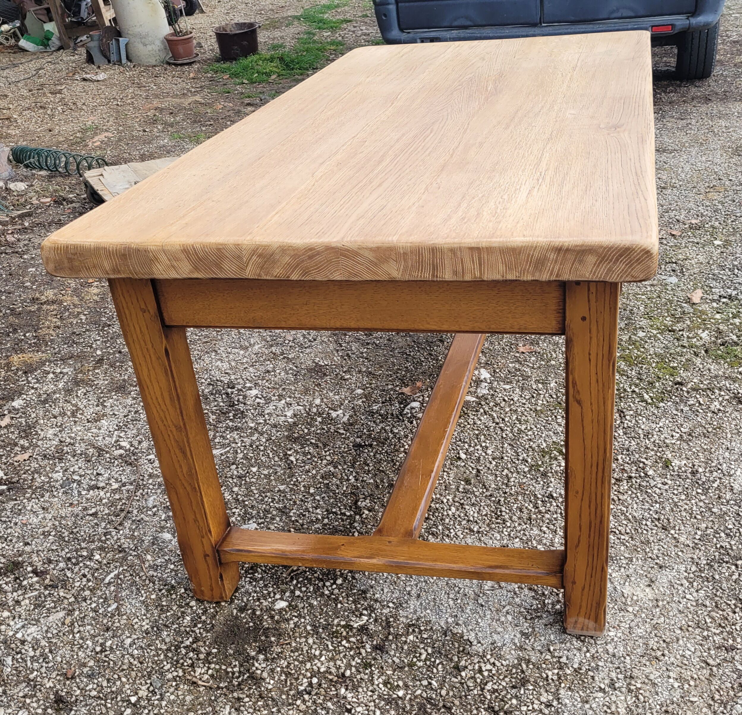 Farmhouse table