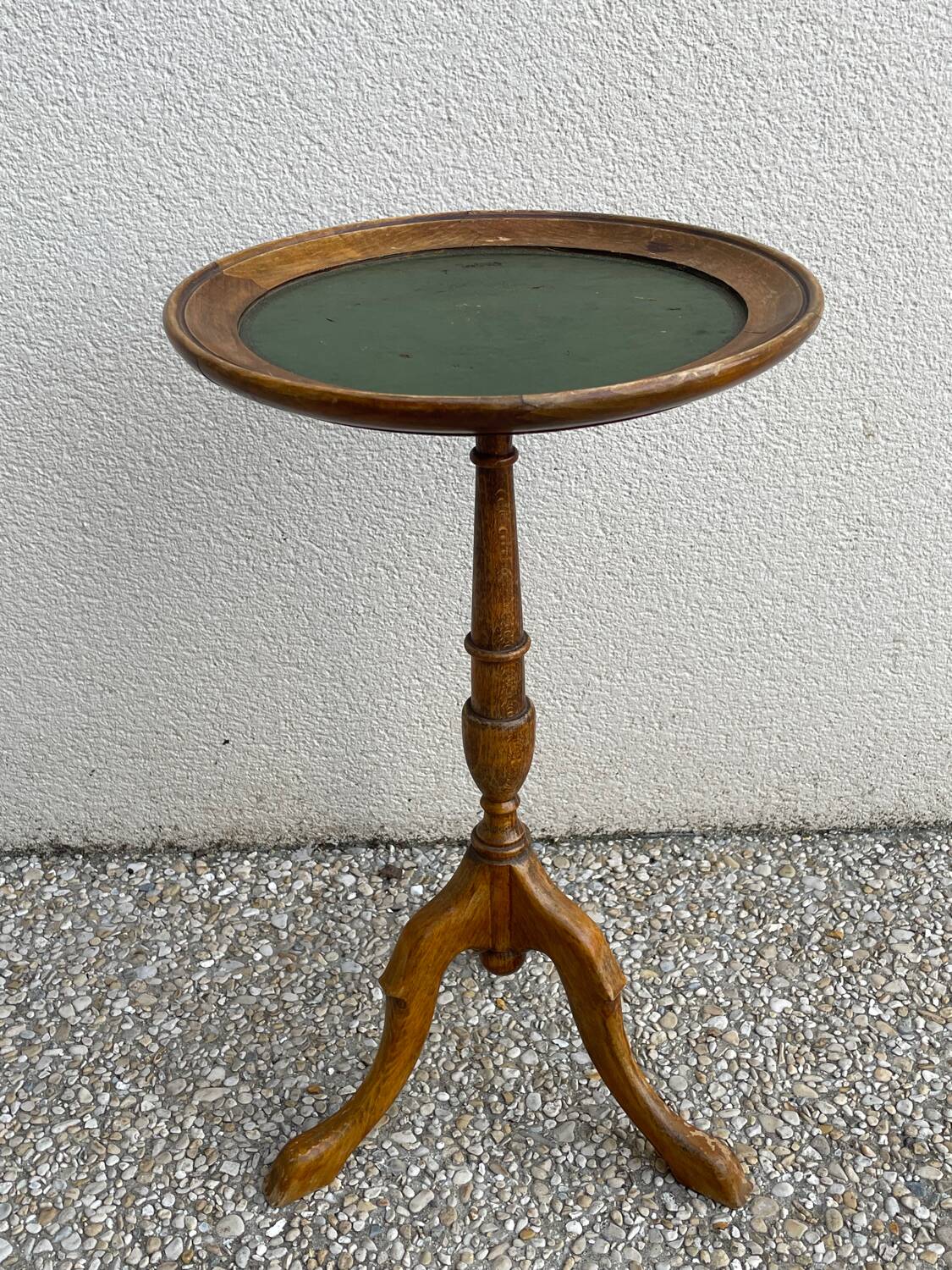 Vintage tripod pedestal table
