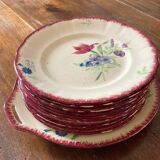 12 assiettes à dessert et leur plat de service décor de fleurs des champs