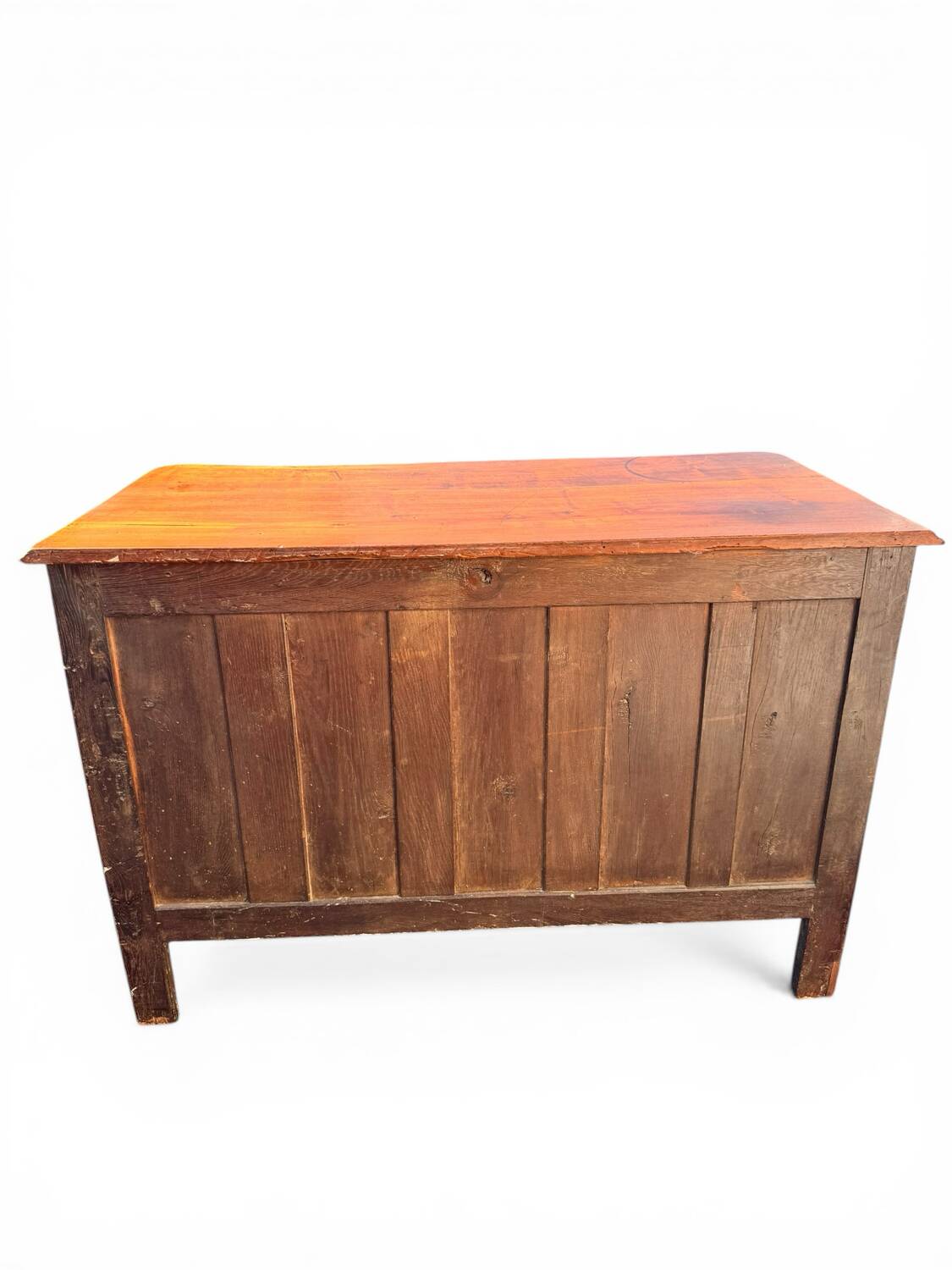 Parisian commode from the Louis XIV – Louis XV period, 18th century.