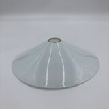 Glass wafer suspension