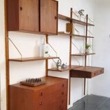 Modular Scandinavian shelf