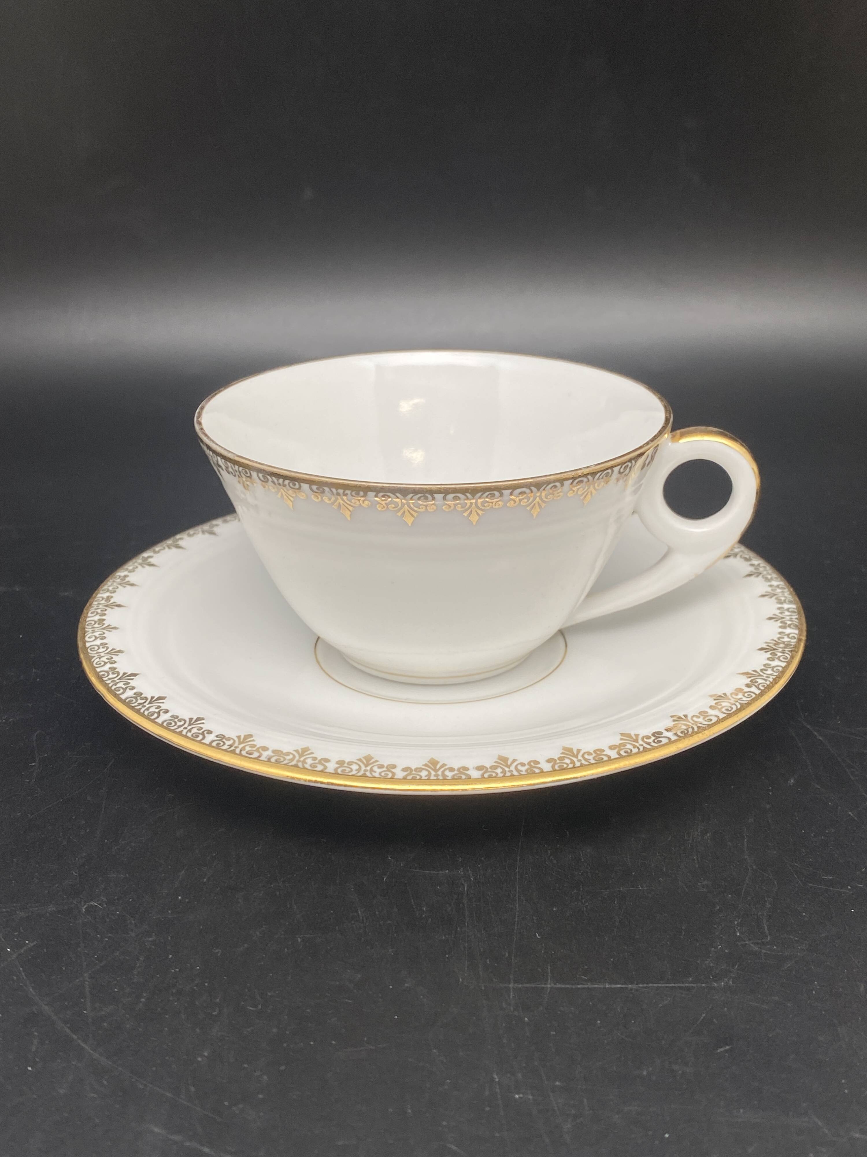 White and gilded Limoges porcelain tea/coffee service – MPM0724SV1