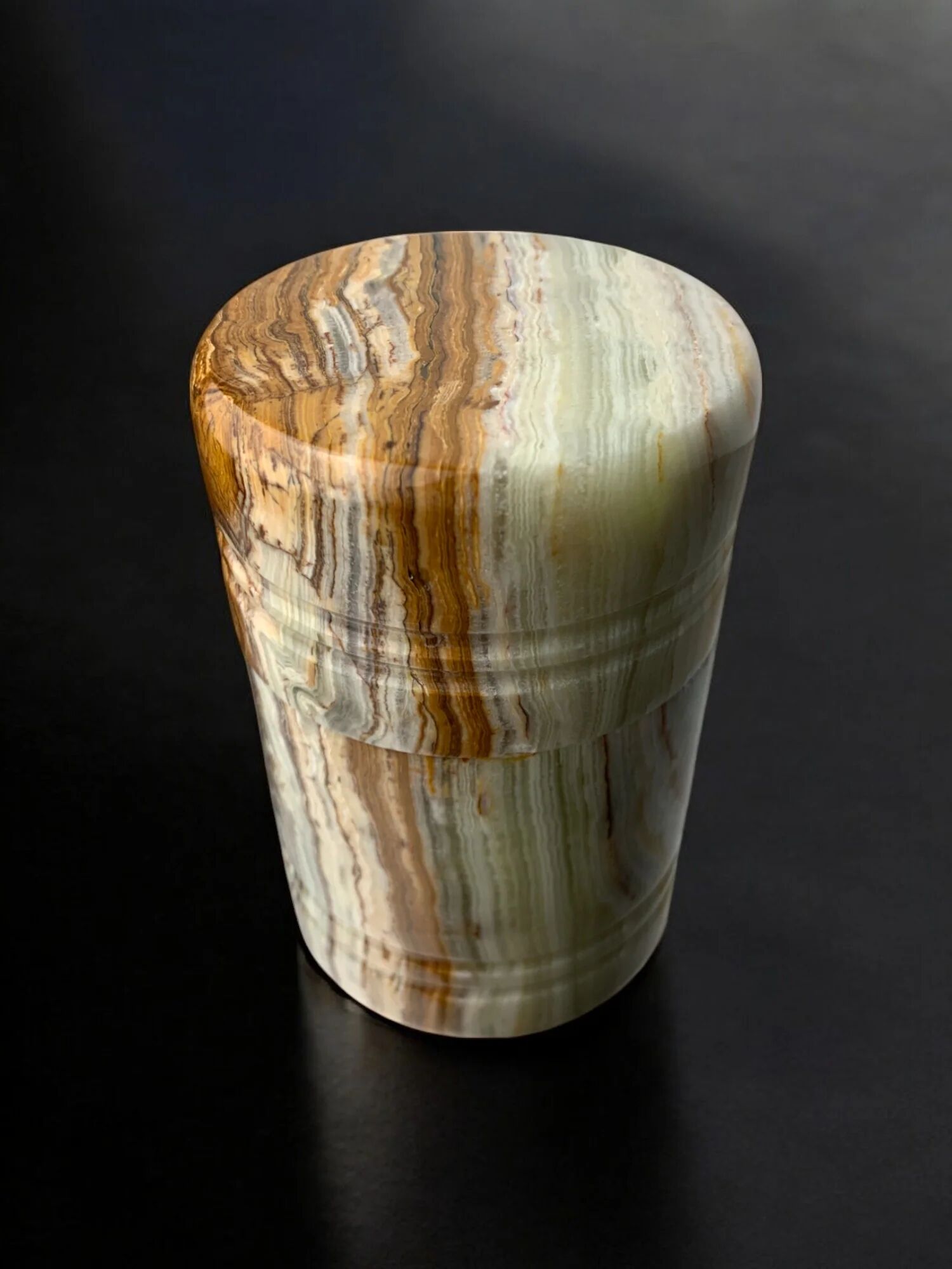 Mid-century onyx cigarette box, Italy, 1970s
