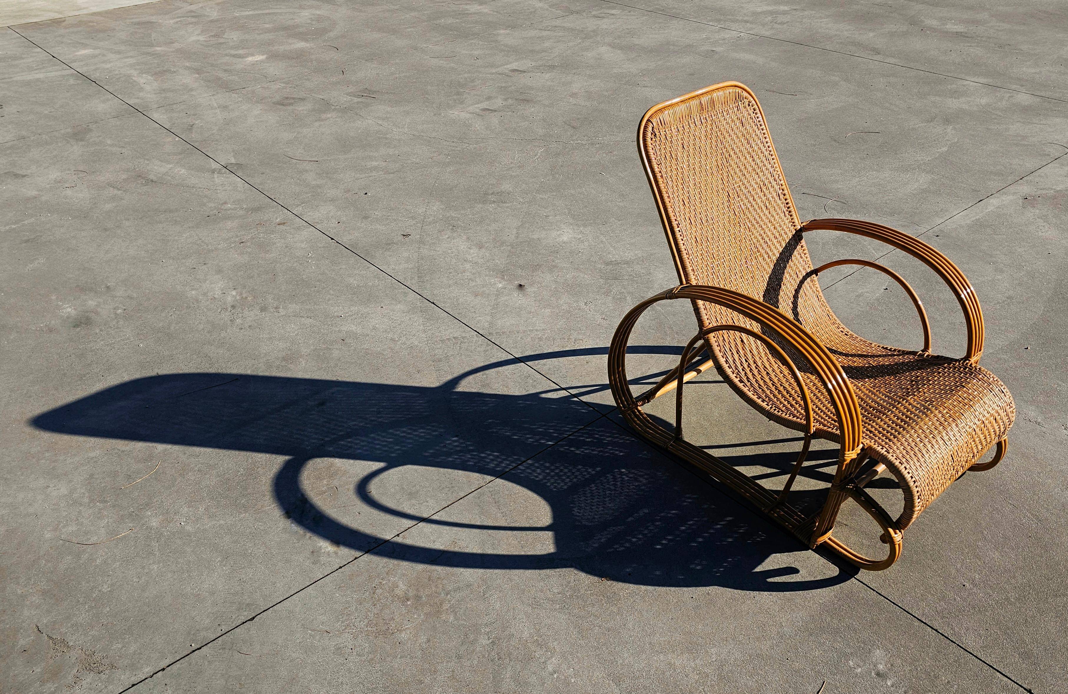 Paire de chaises longues XXL Mid Century Modern en bambou et rotin