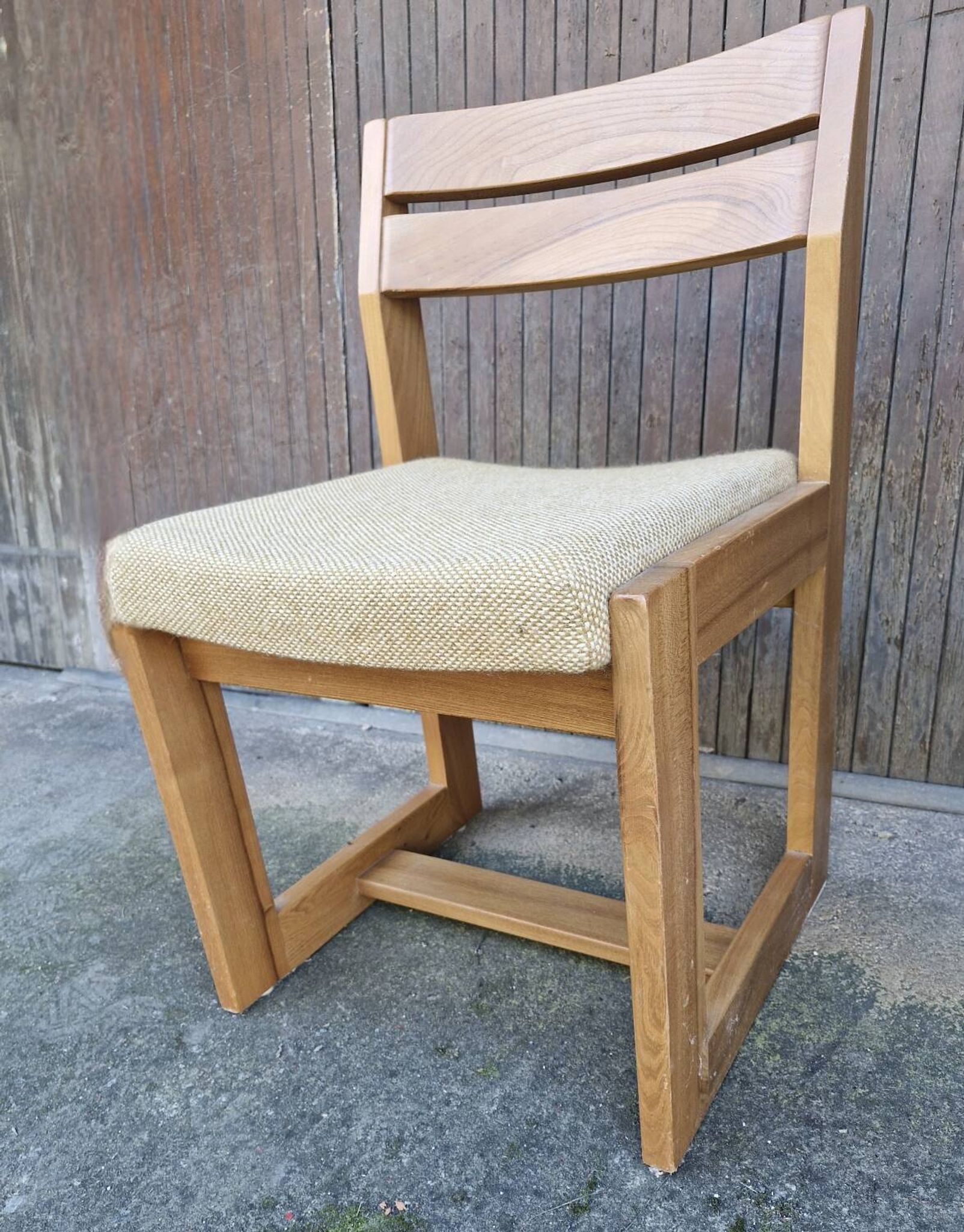 Maison regain set of 3 pieces in solid elm from the 70s and 80s.
