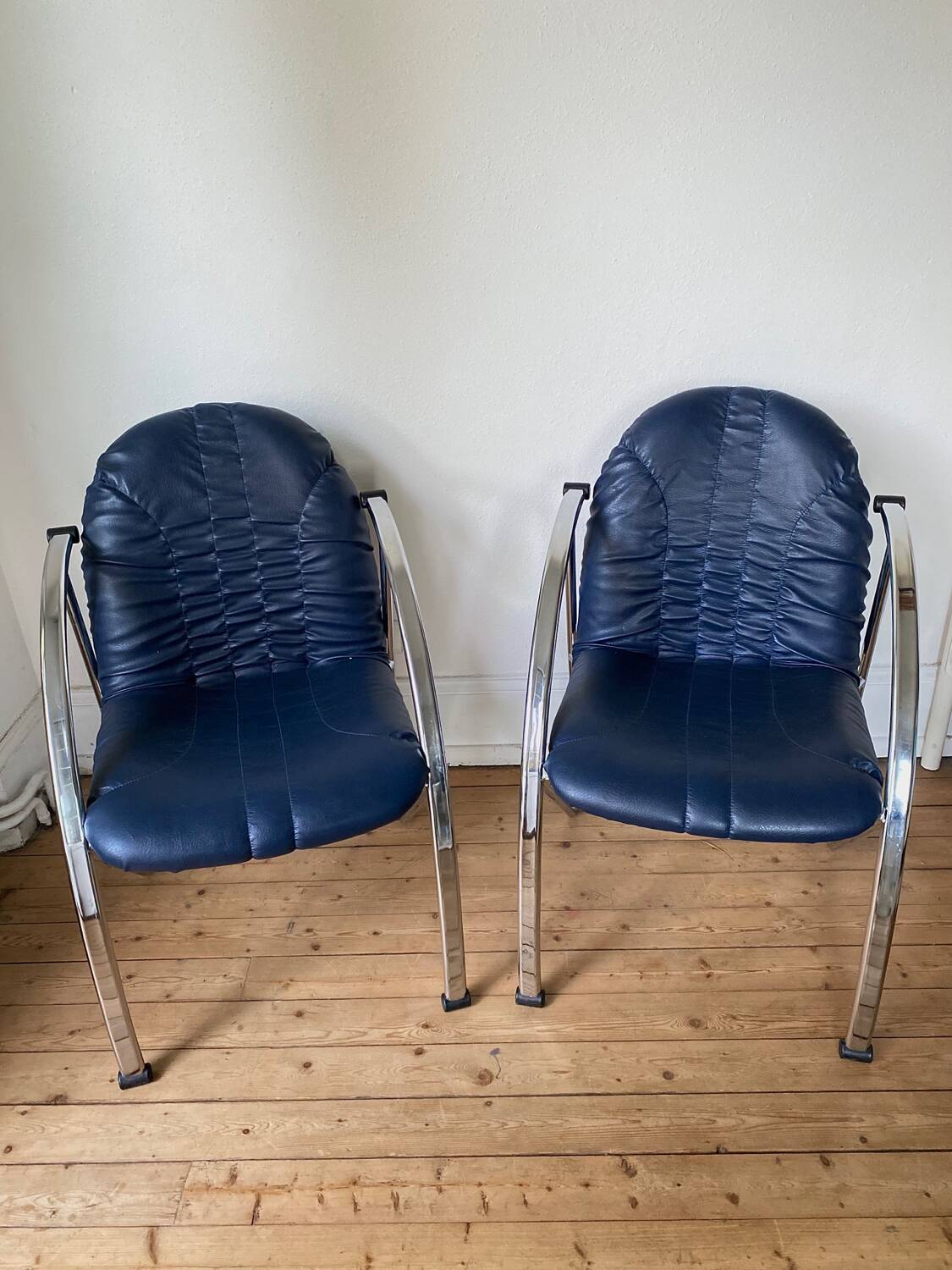 Souvignet chairs tubular chrome vintage modernist