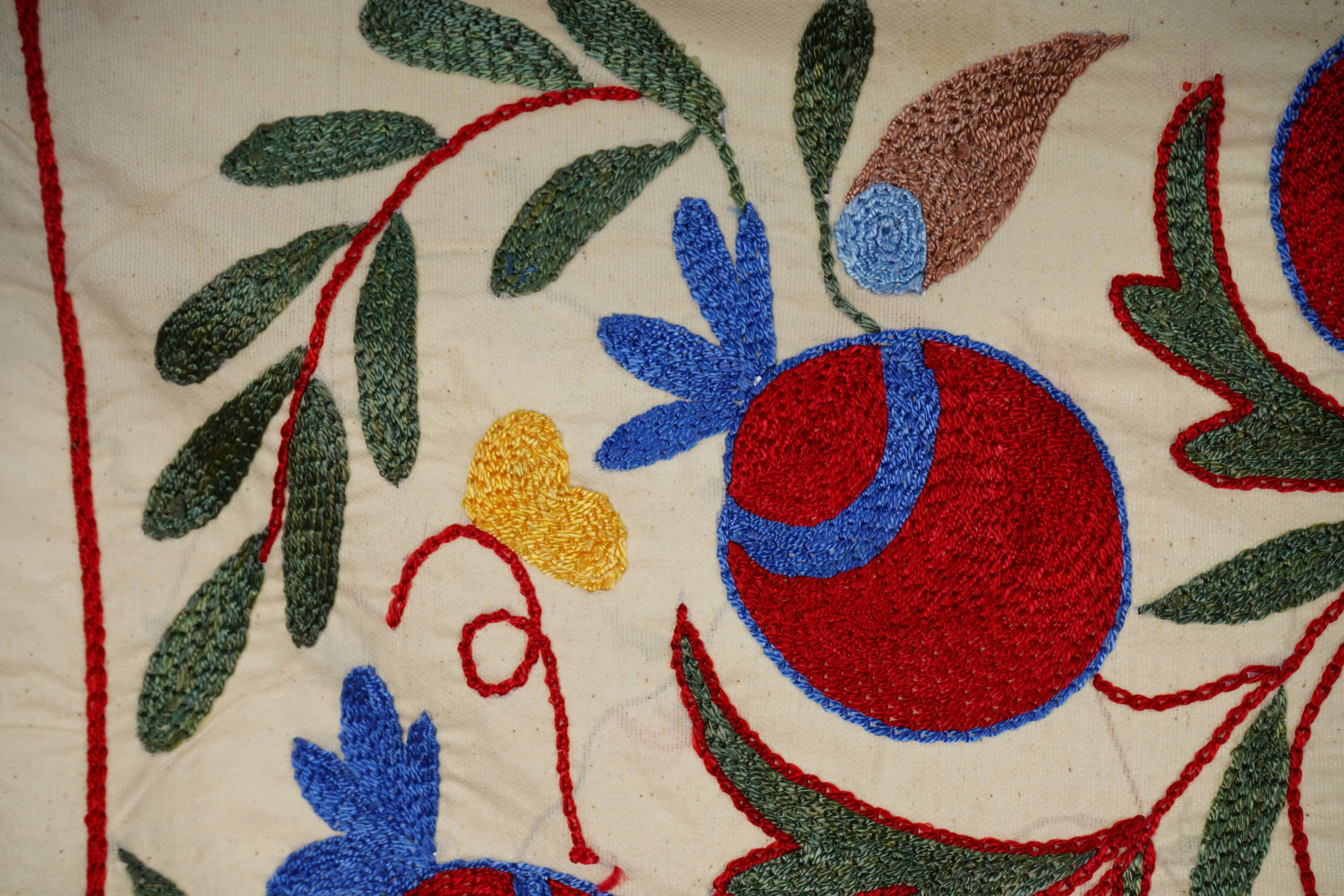 Vintage Turkish hand-knotted rug 49x92cm