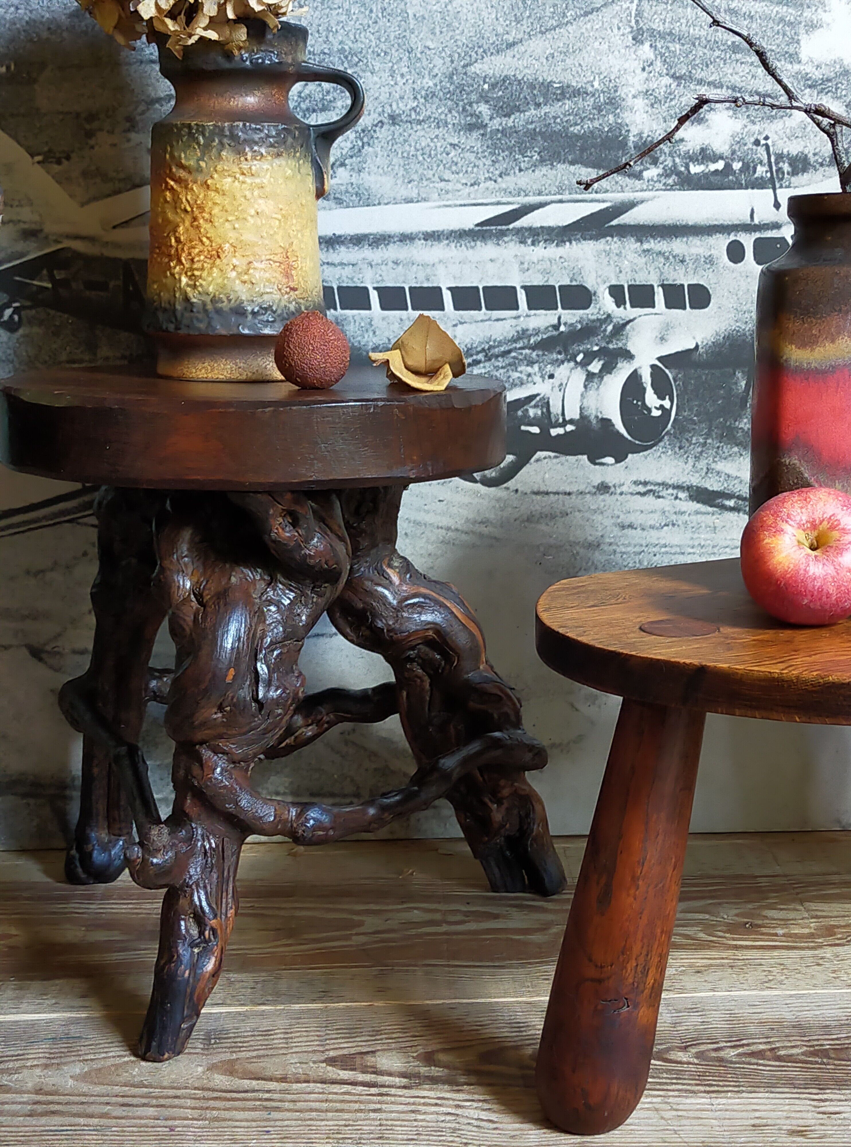 Tripod stool Art-popular vines, solid wood top