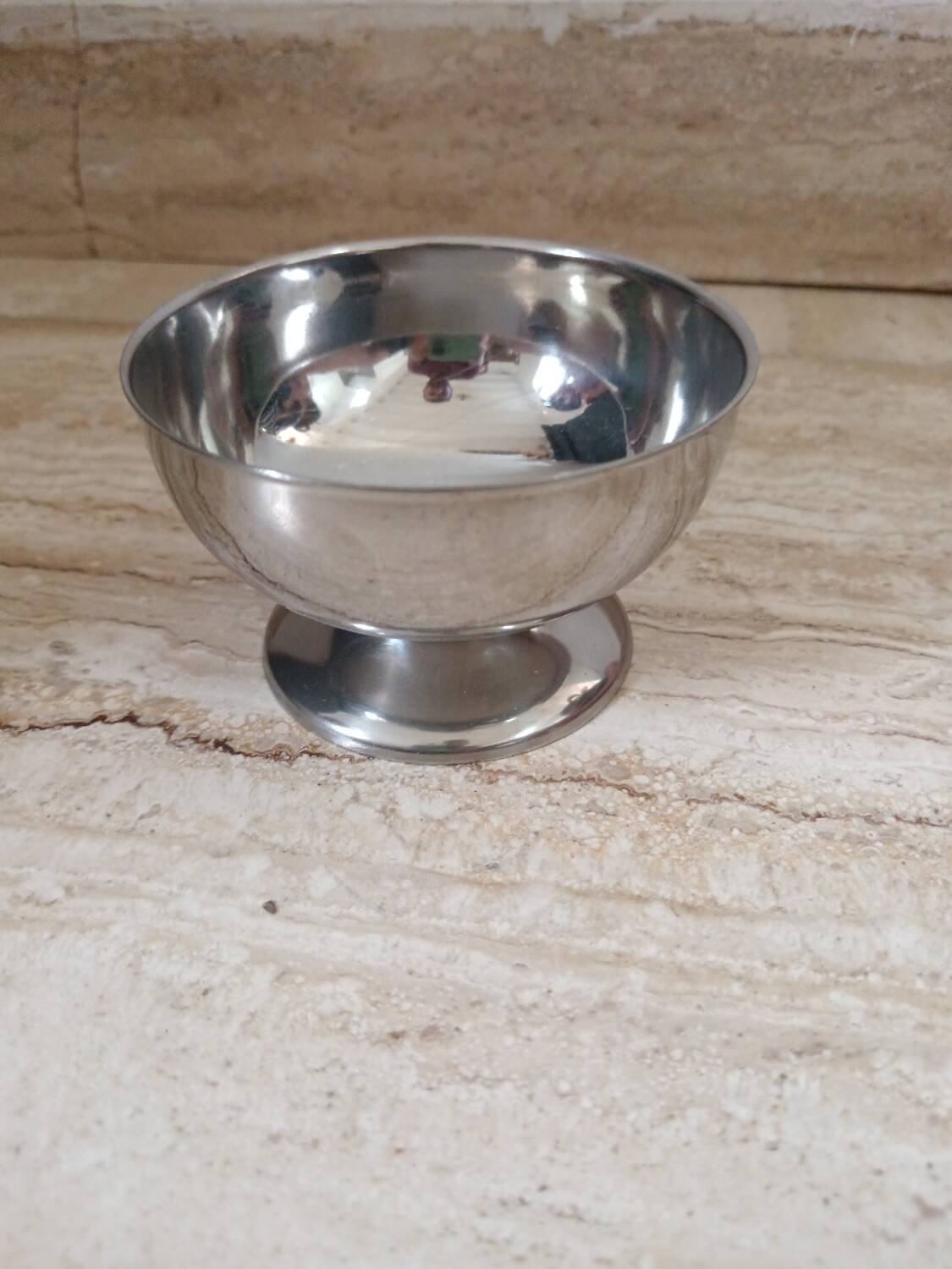 Set of 3 steel cups