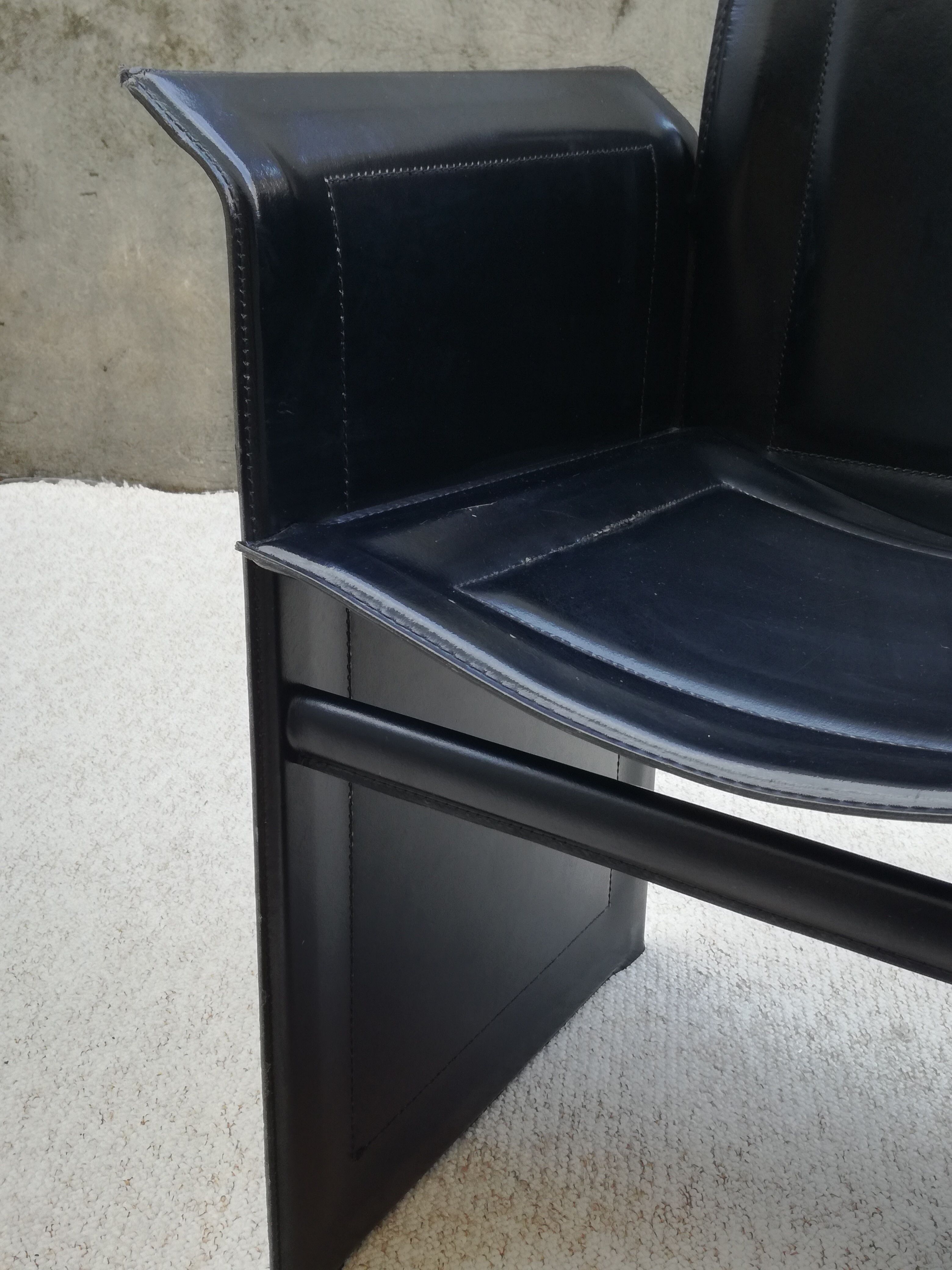 Tito Agnoli Italian black leather design chair