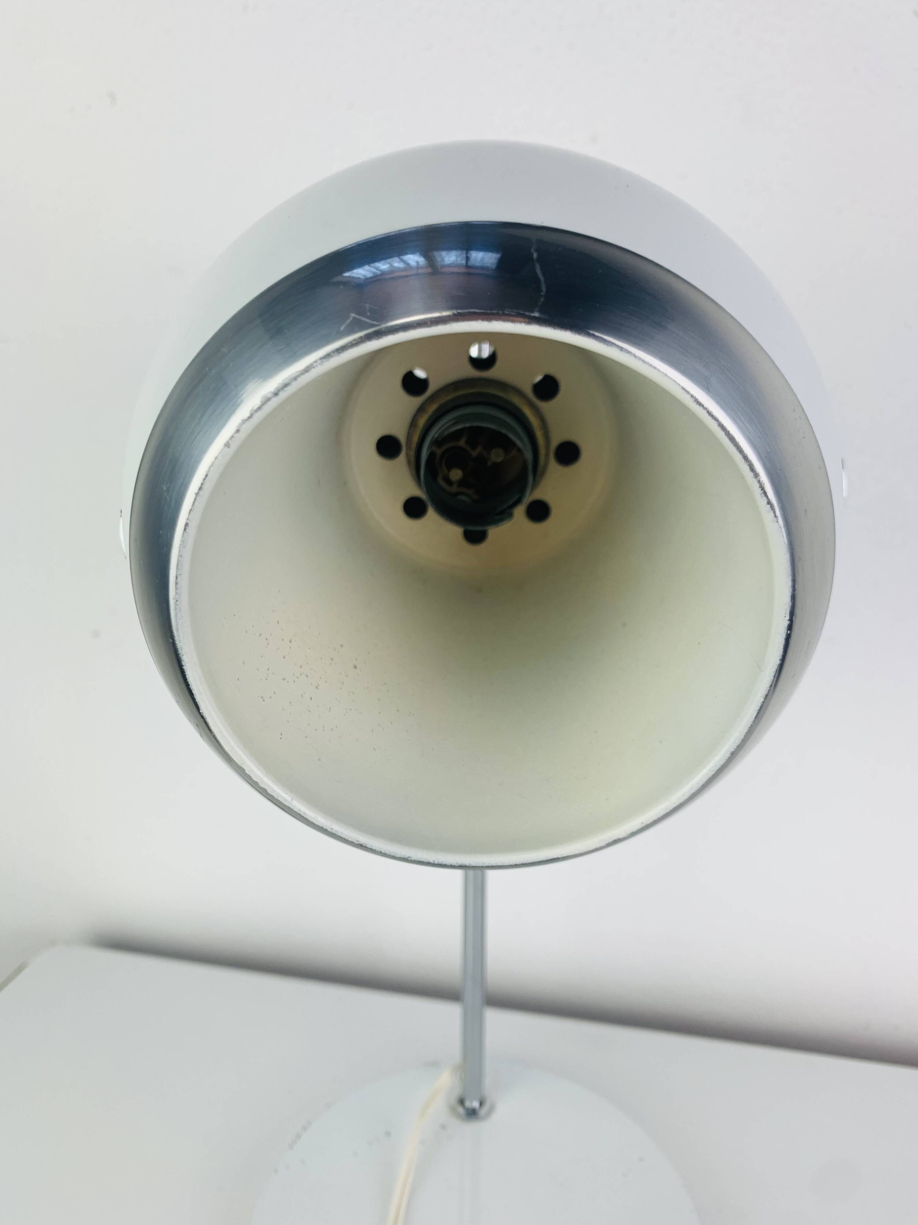 White Space Age eyeball desk lamp, 1970s