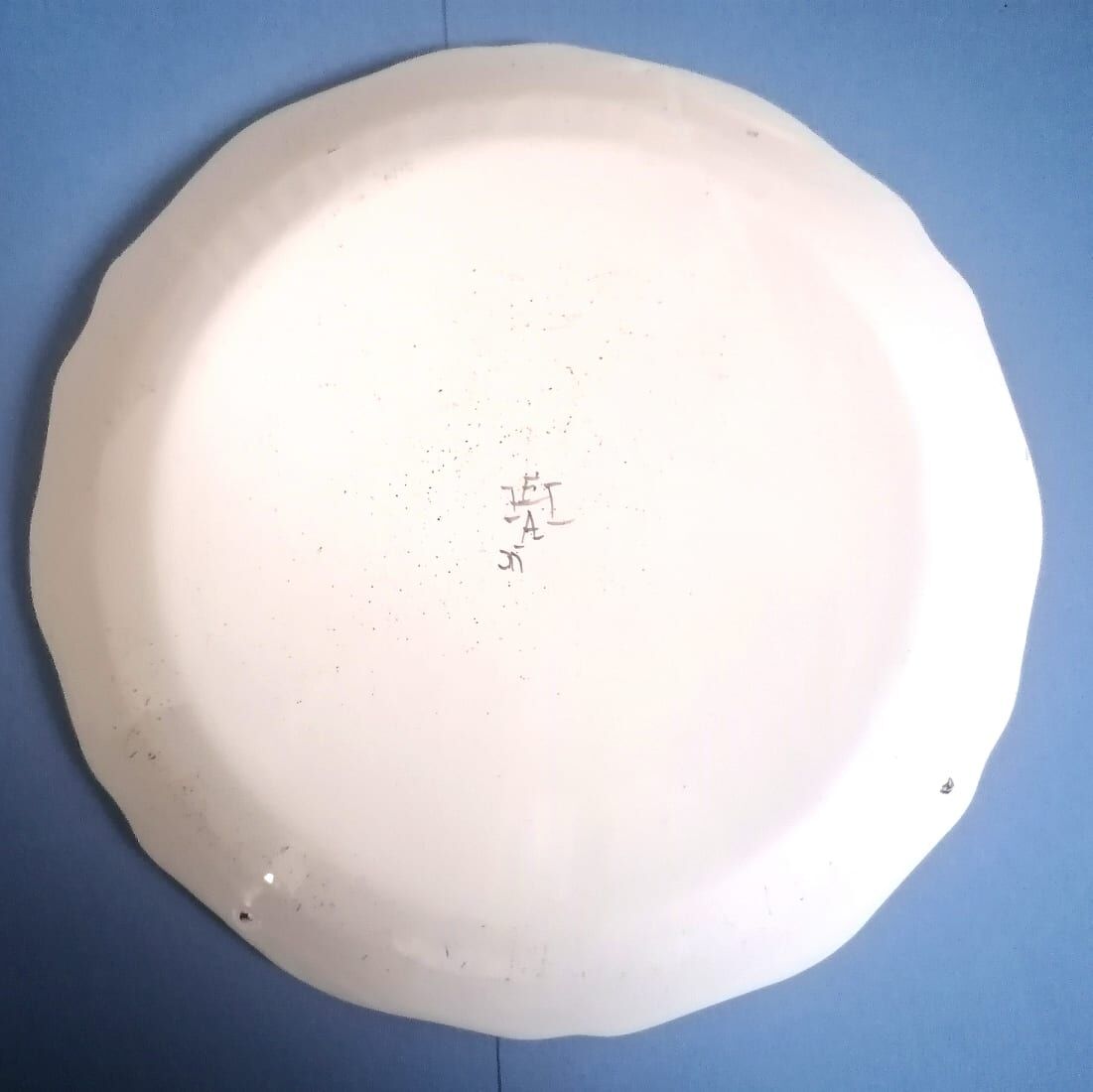 Plate decoration with balloon earthenware Hadancourt