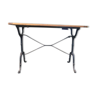 Bistro table