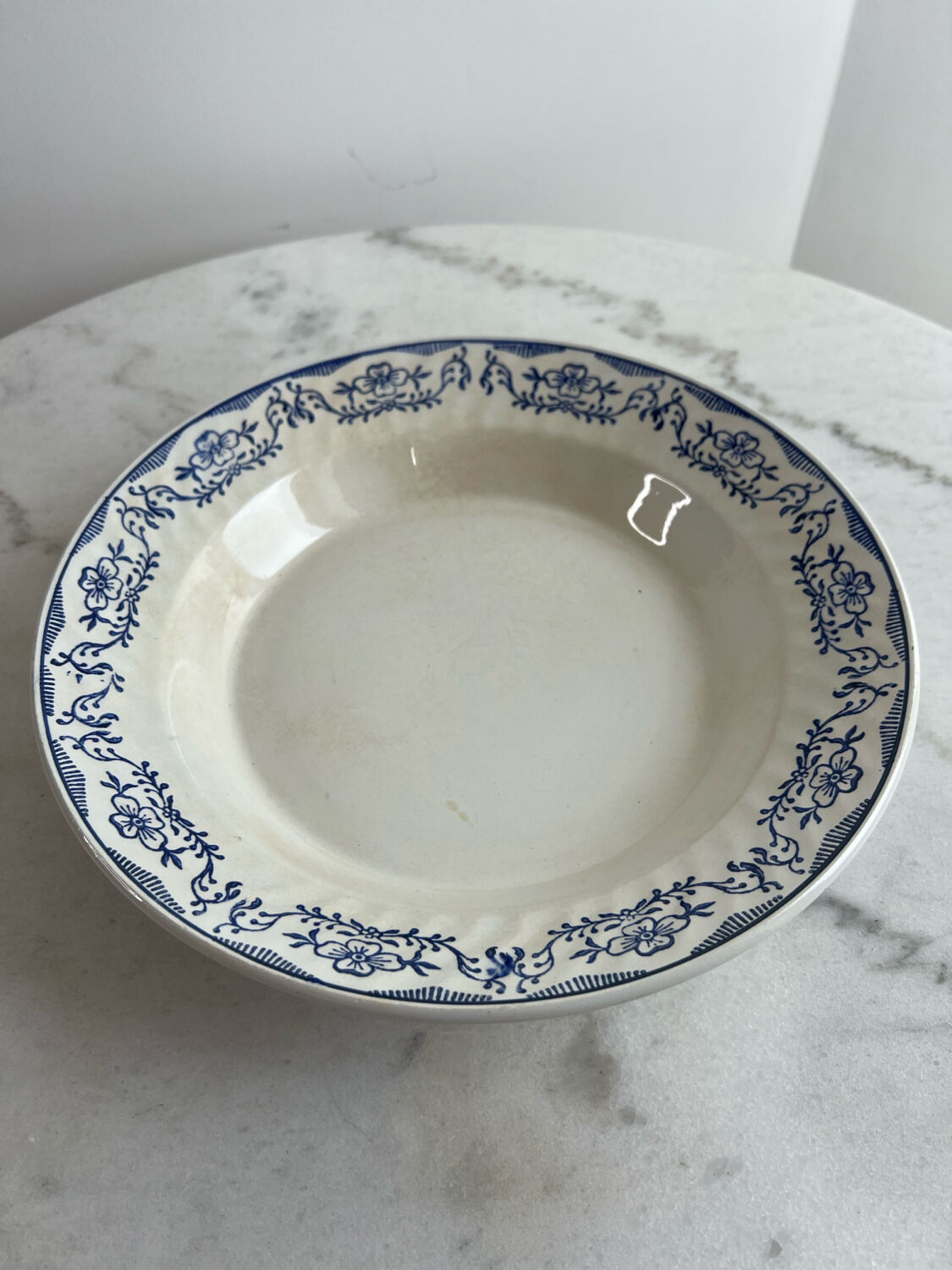Large St Amand salad bowl