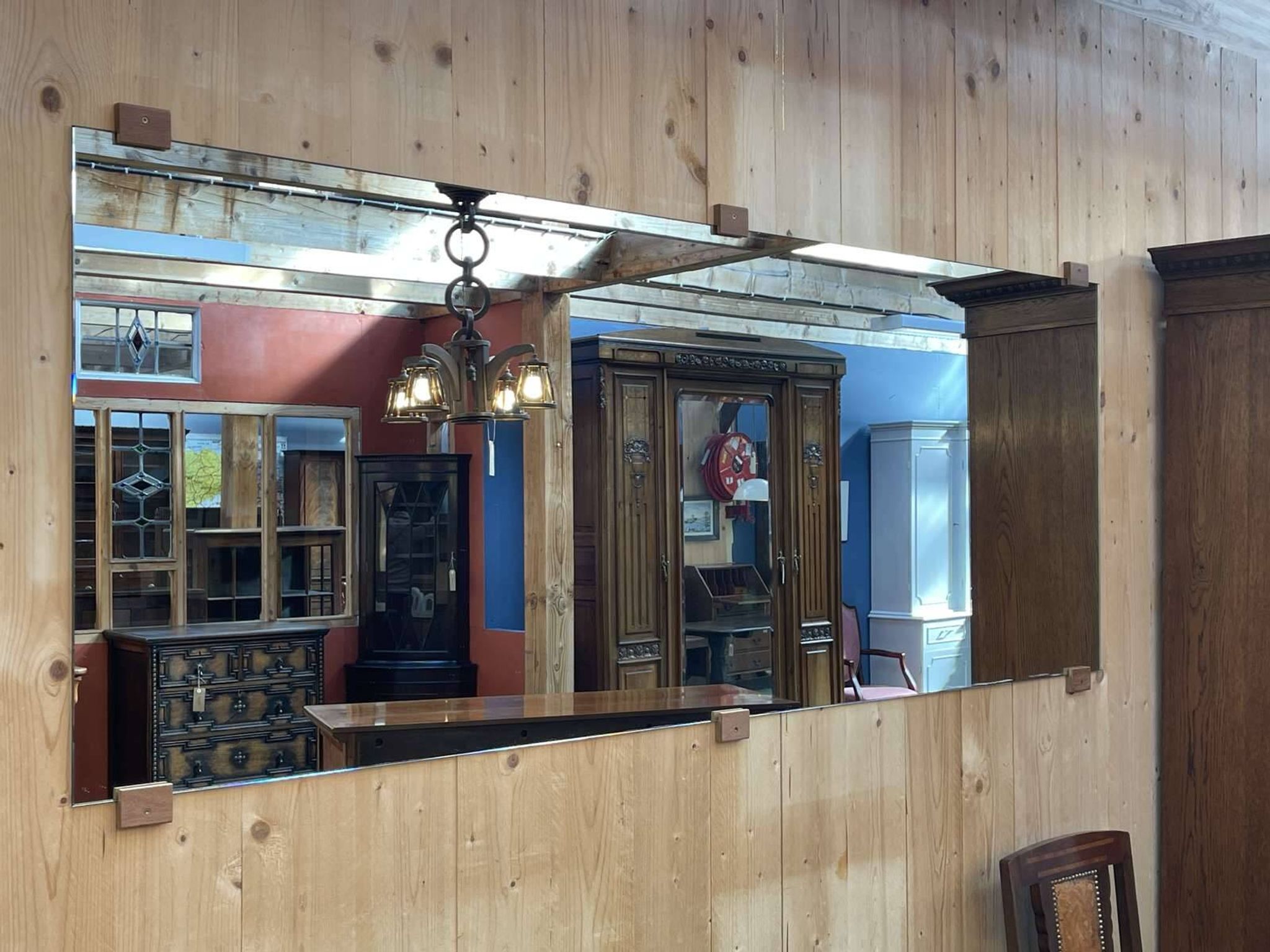 Long miroir moderne