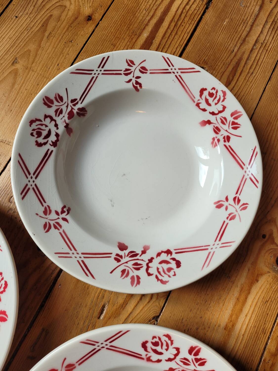 Set of 3 Eric red soup plates from Orchies