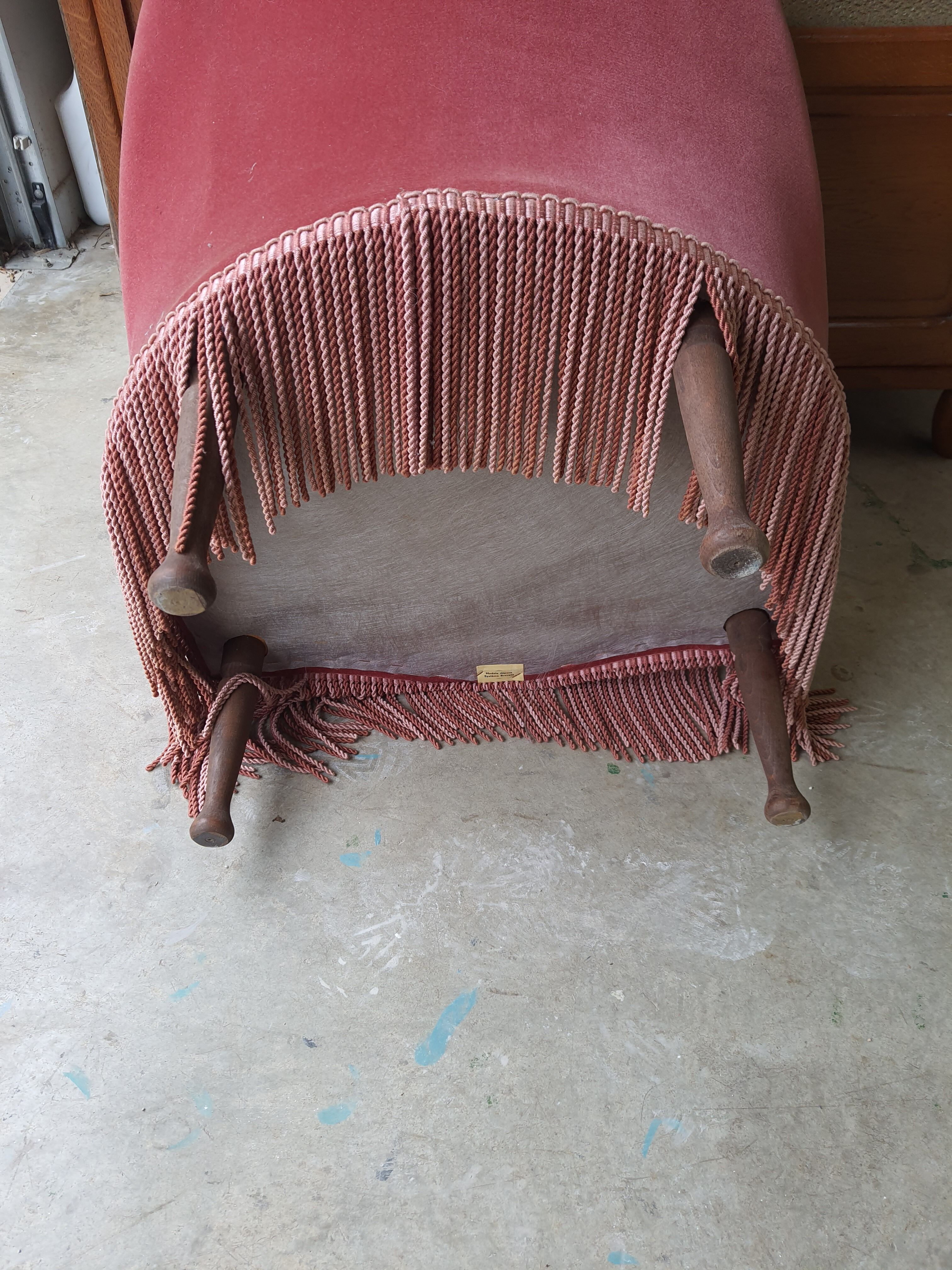 Vintage toad armchair