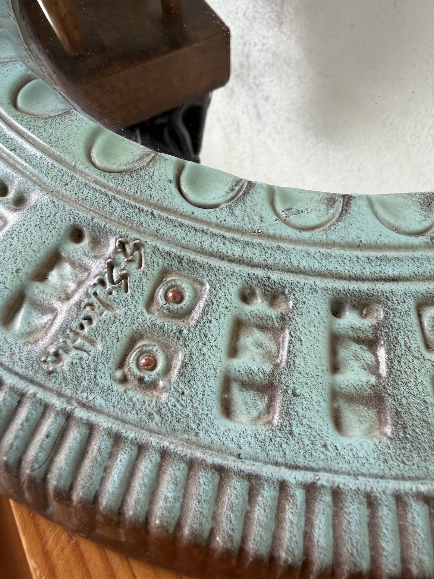 Art mirror Italy in ceramic from the 90s.